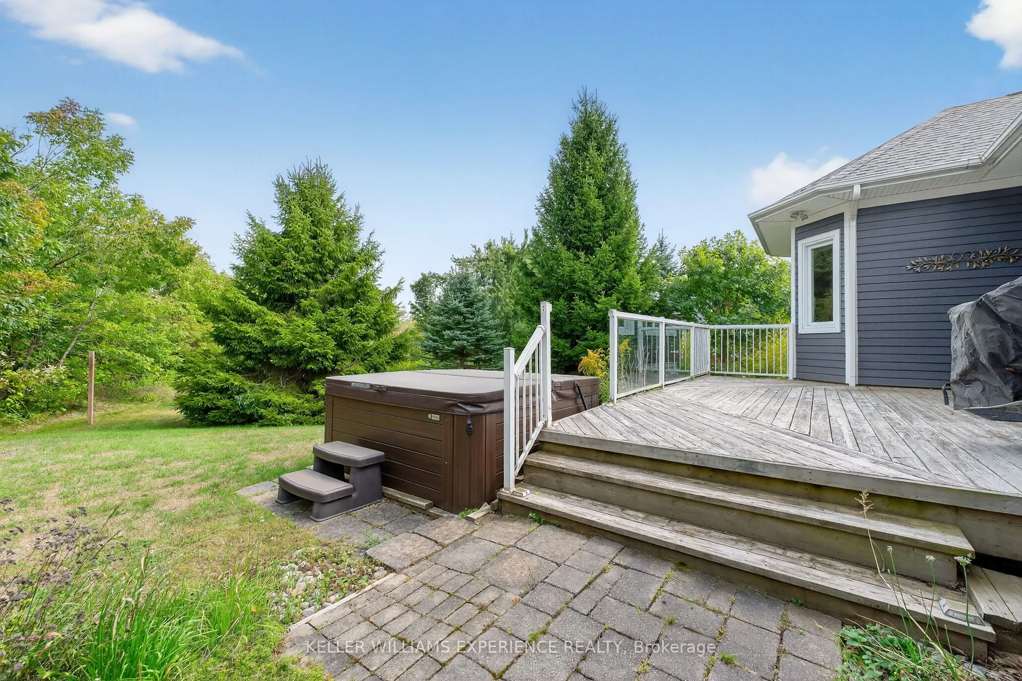 25 Bridle Path