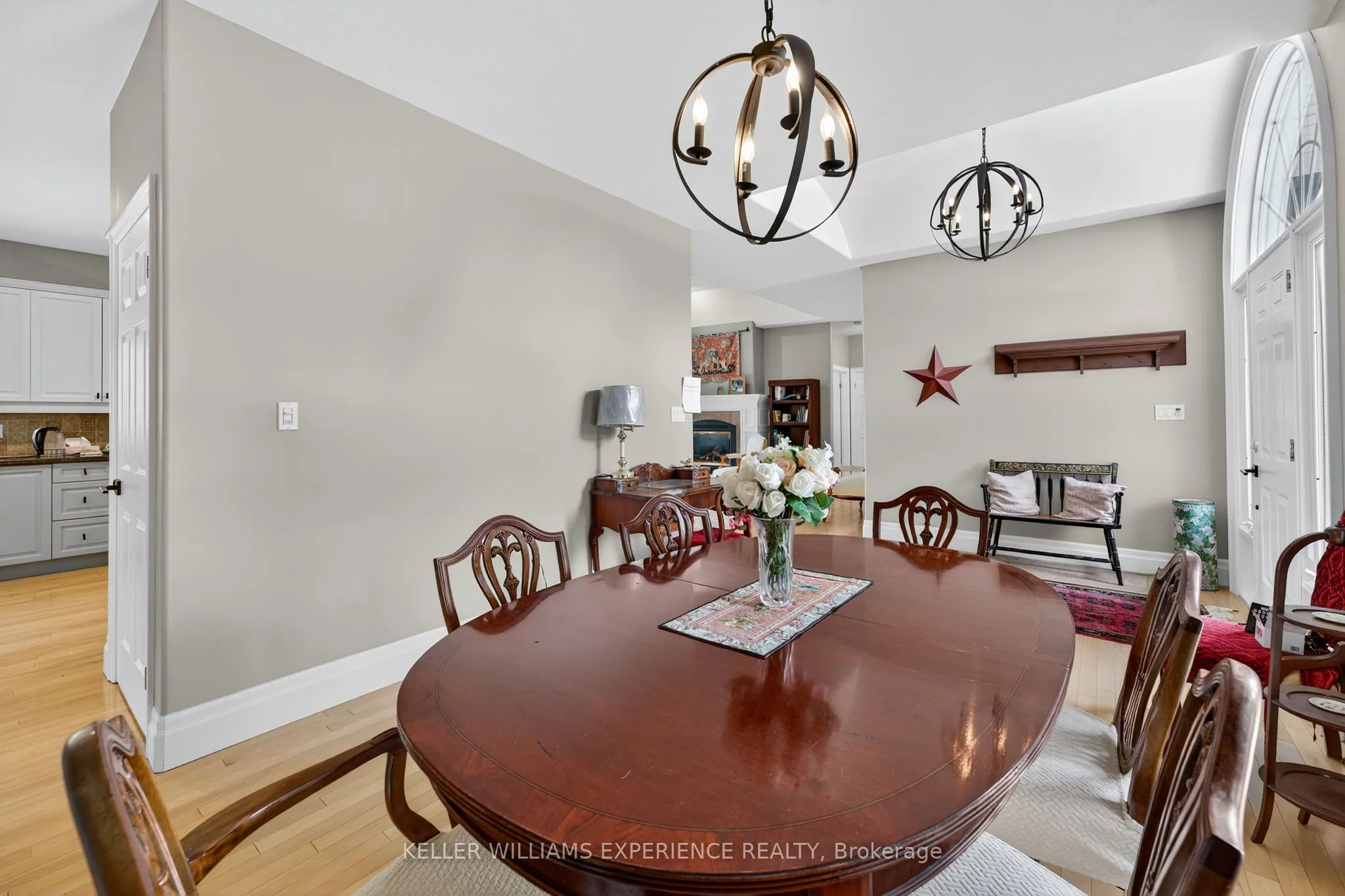 25 Bridle Path