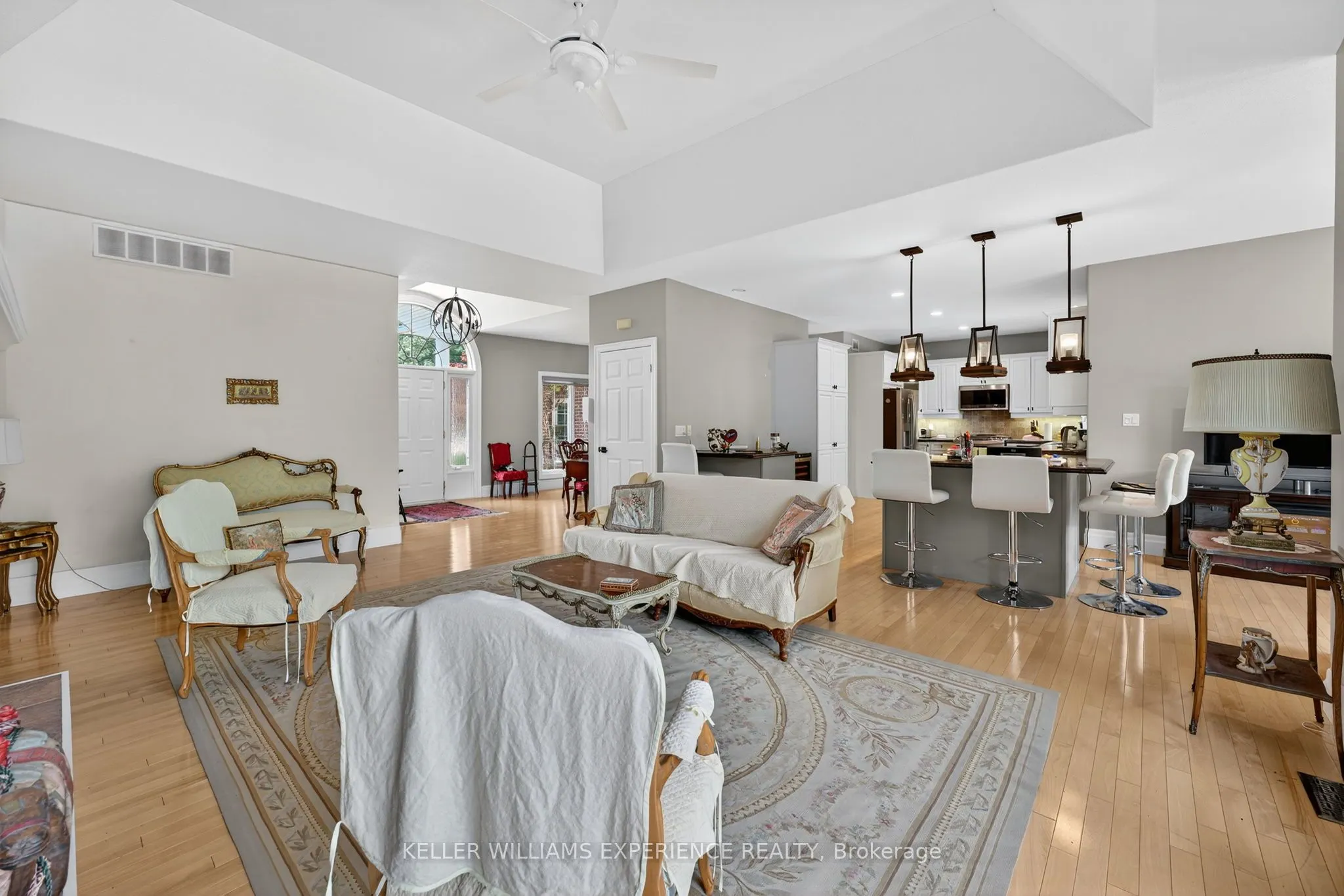 25 Bridle Path