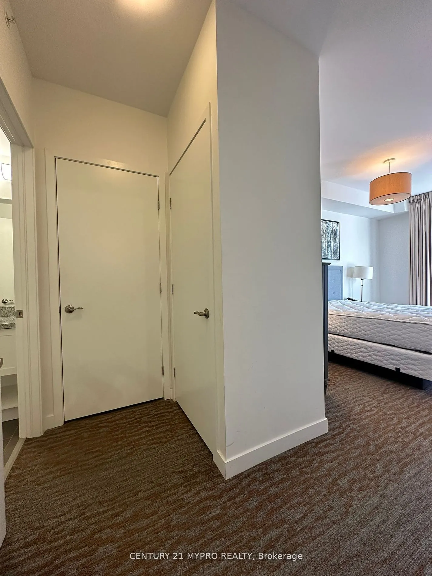 40 Horseshoe Boulevard, #402