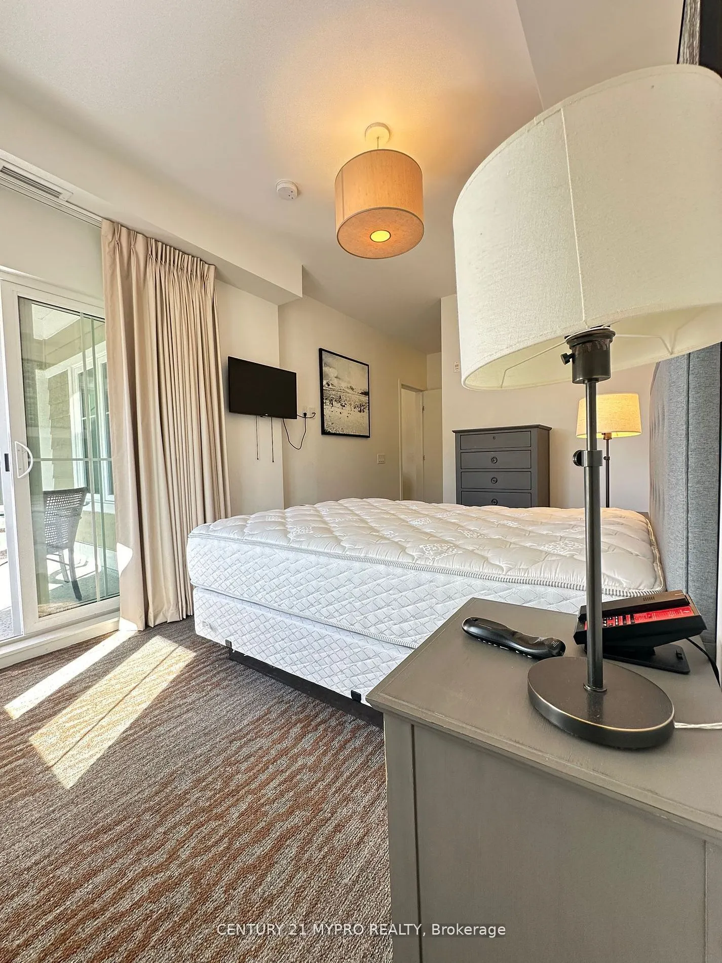 40 Horseshoe Boulevard, #402