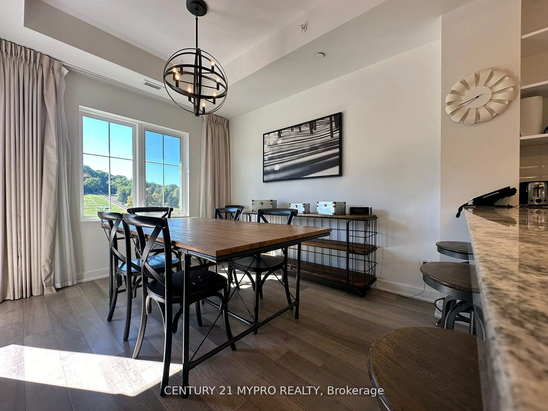 40 Horseshoe Boulevard, #402