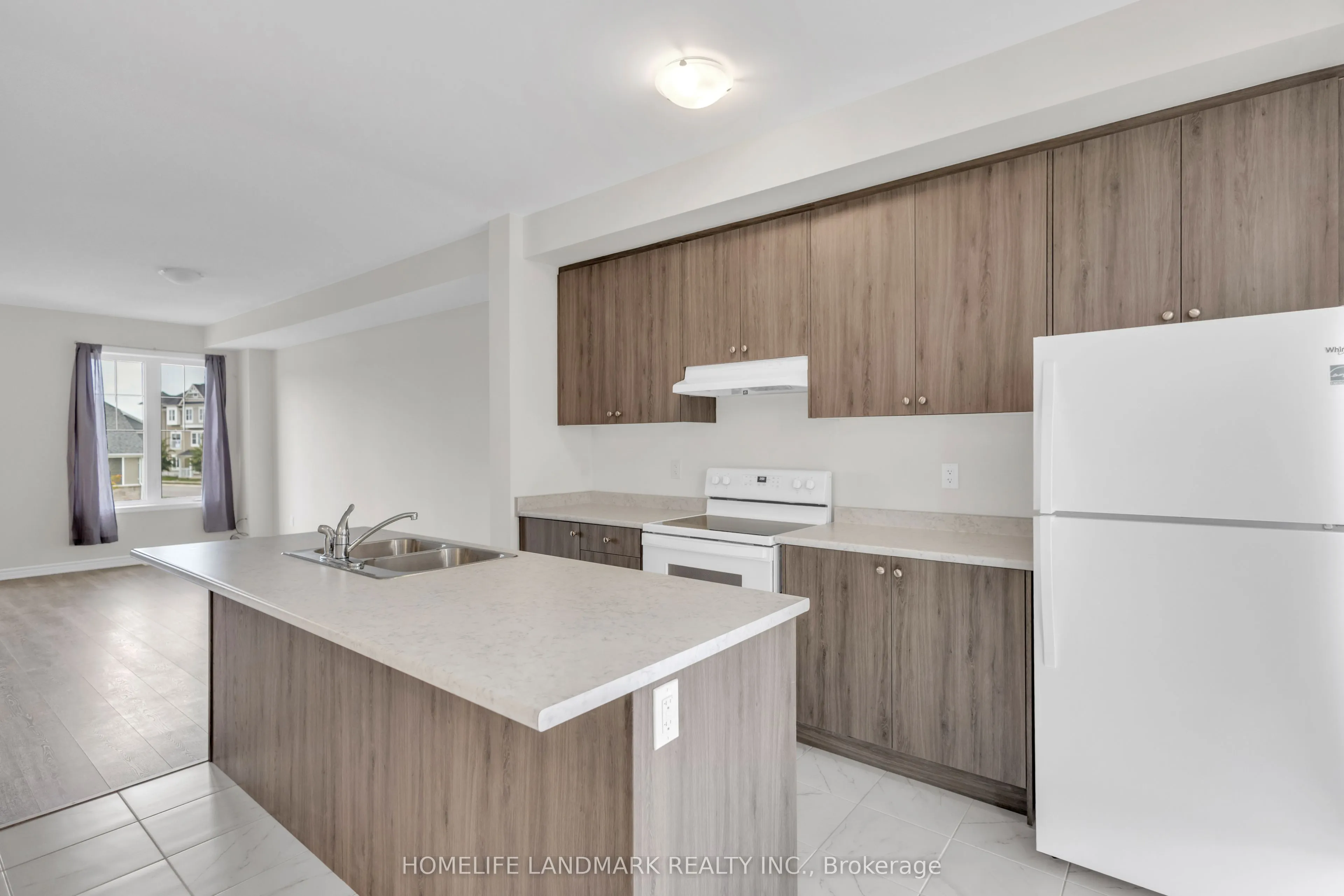 6 Spencer Boulevard