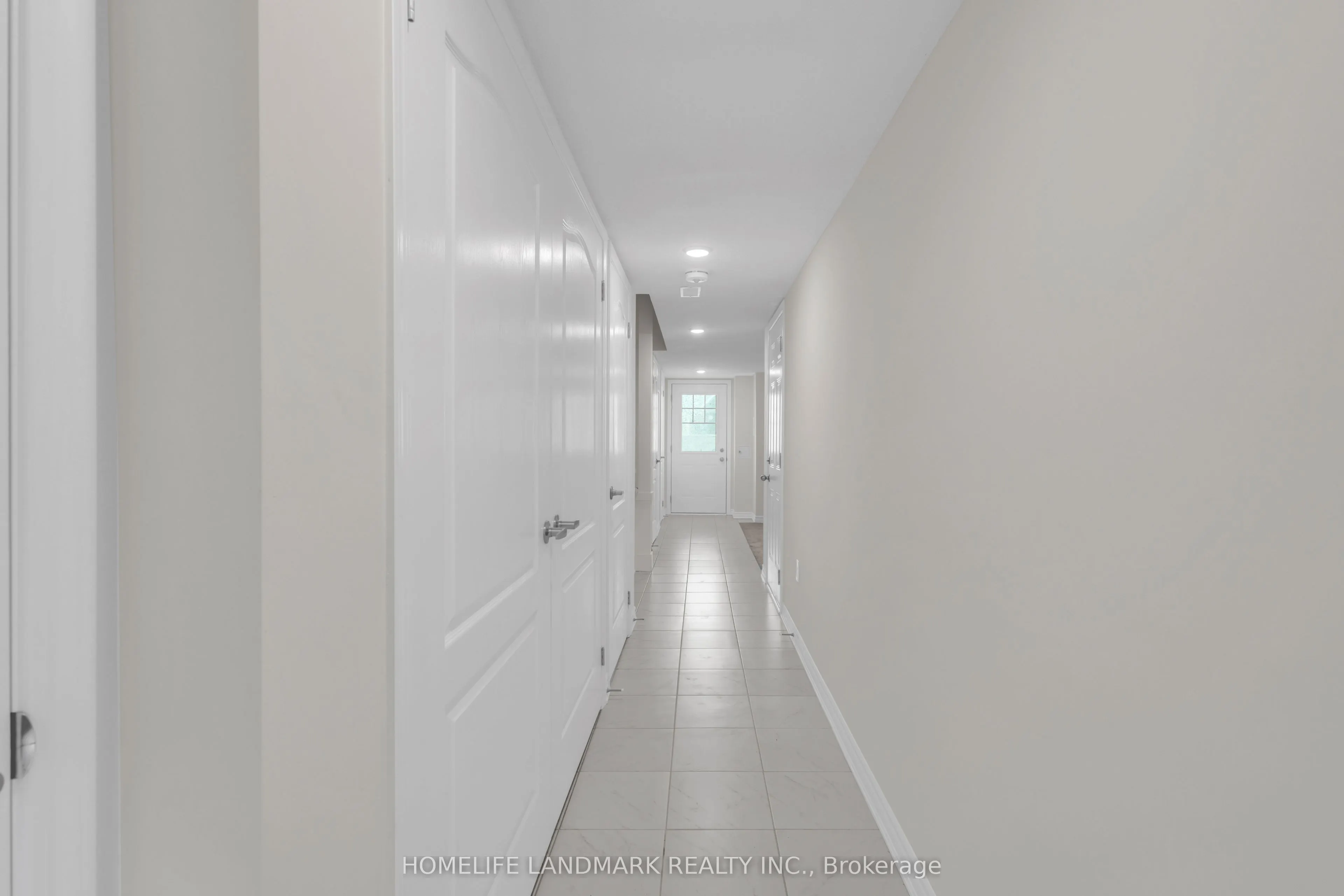 6 Spencer Boulevard