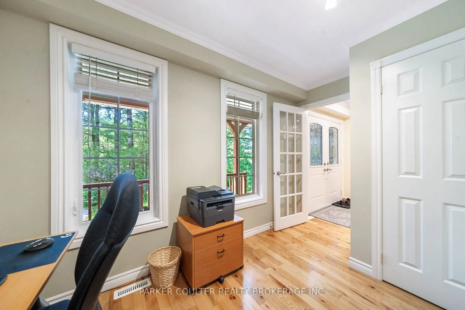 29 Robert Boulevard
