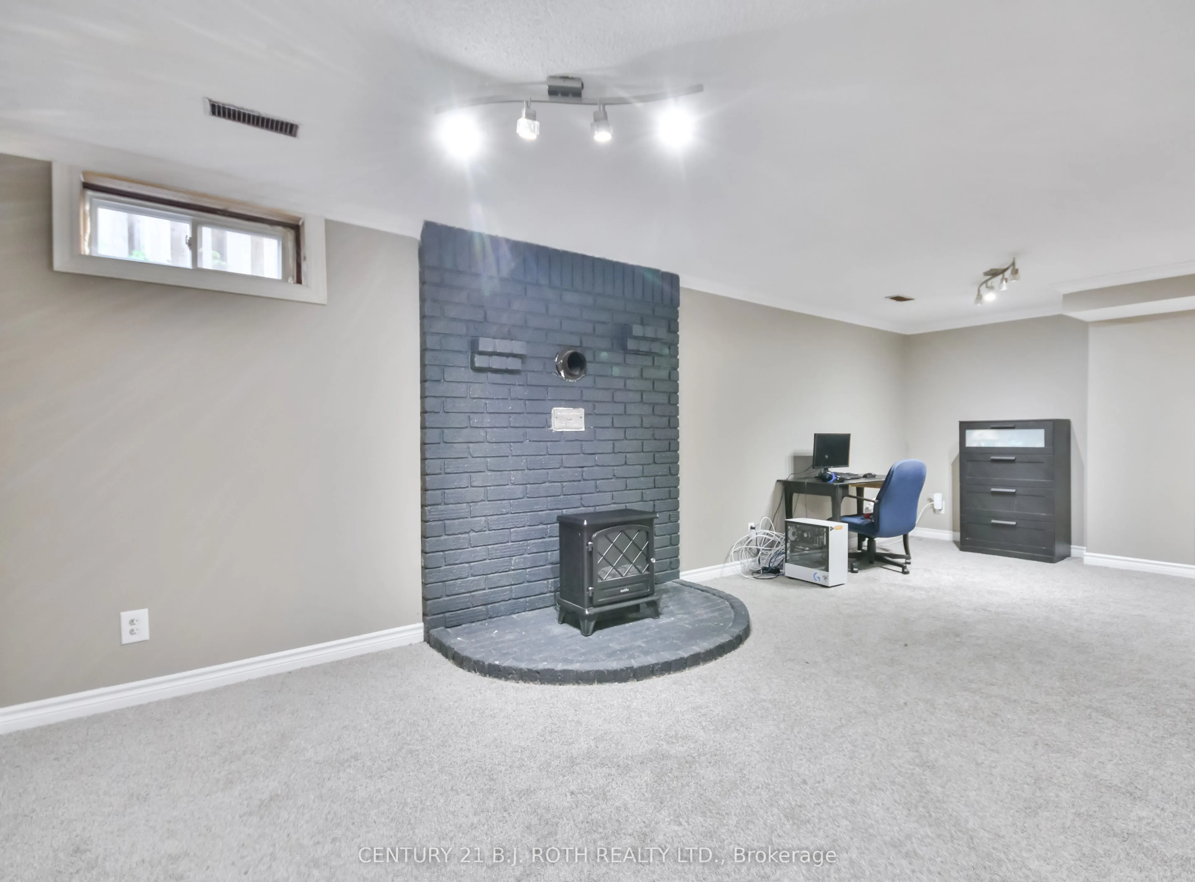 25 Keats Drive