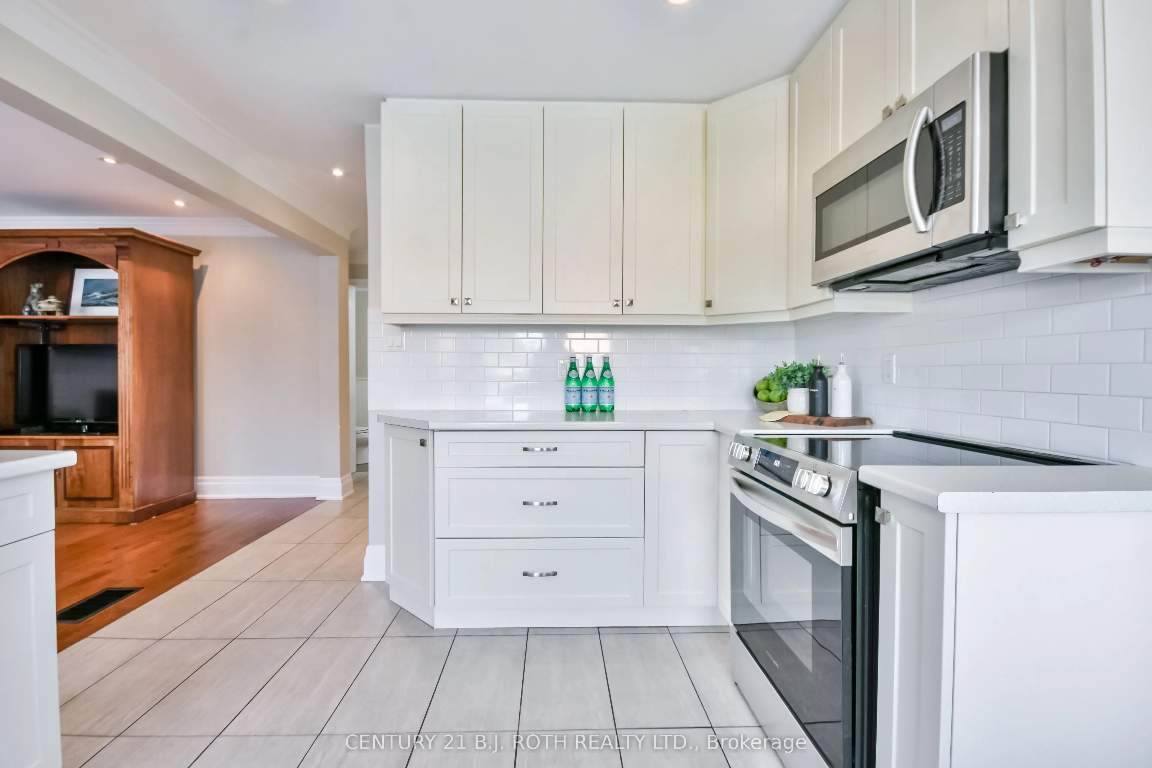 25 Keats Drive