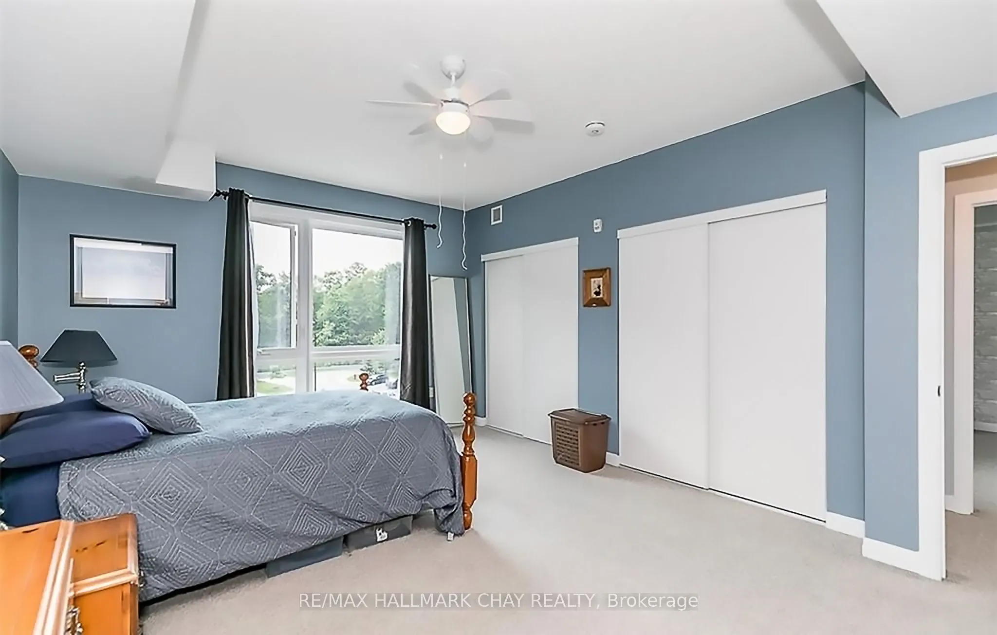 306 Essa Road, #302