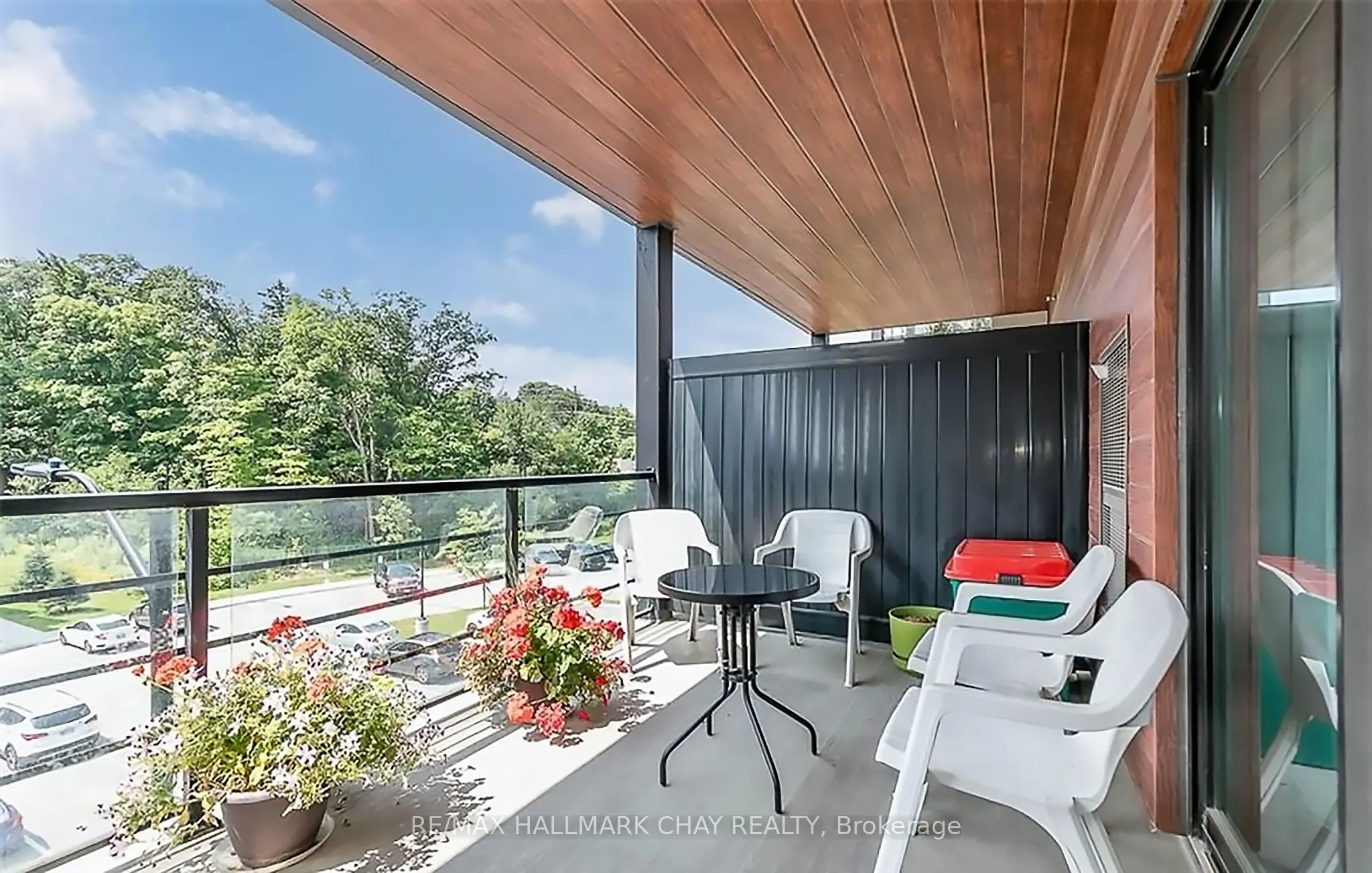 306 Essa Road, #302