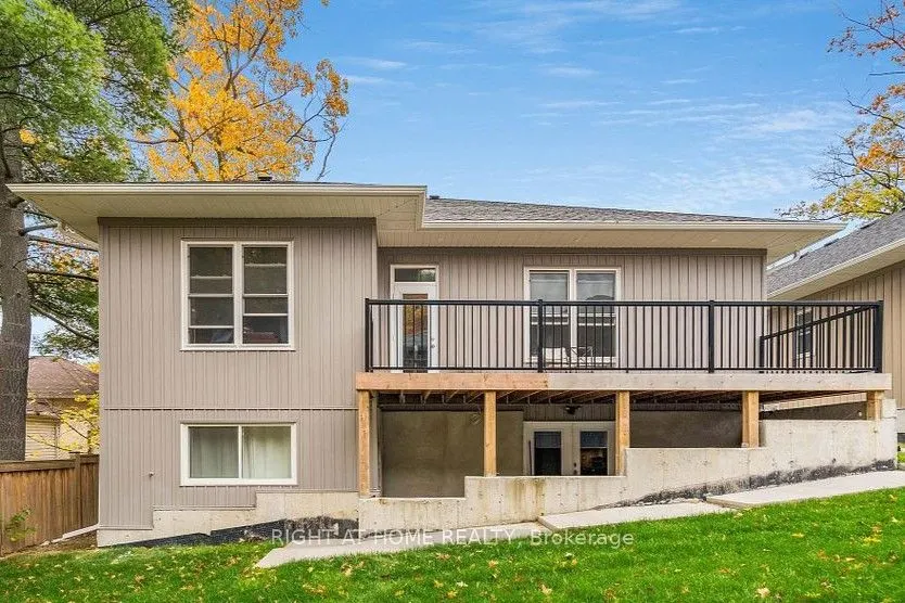 182 Cundles Road W, #Lower