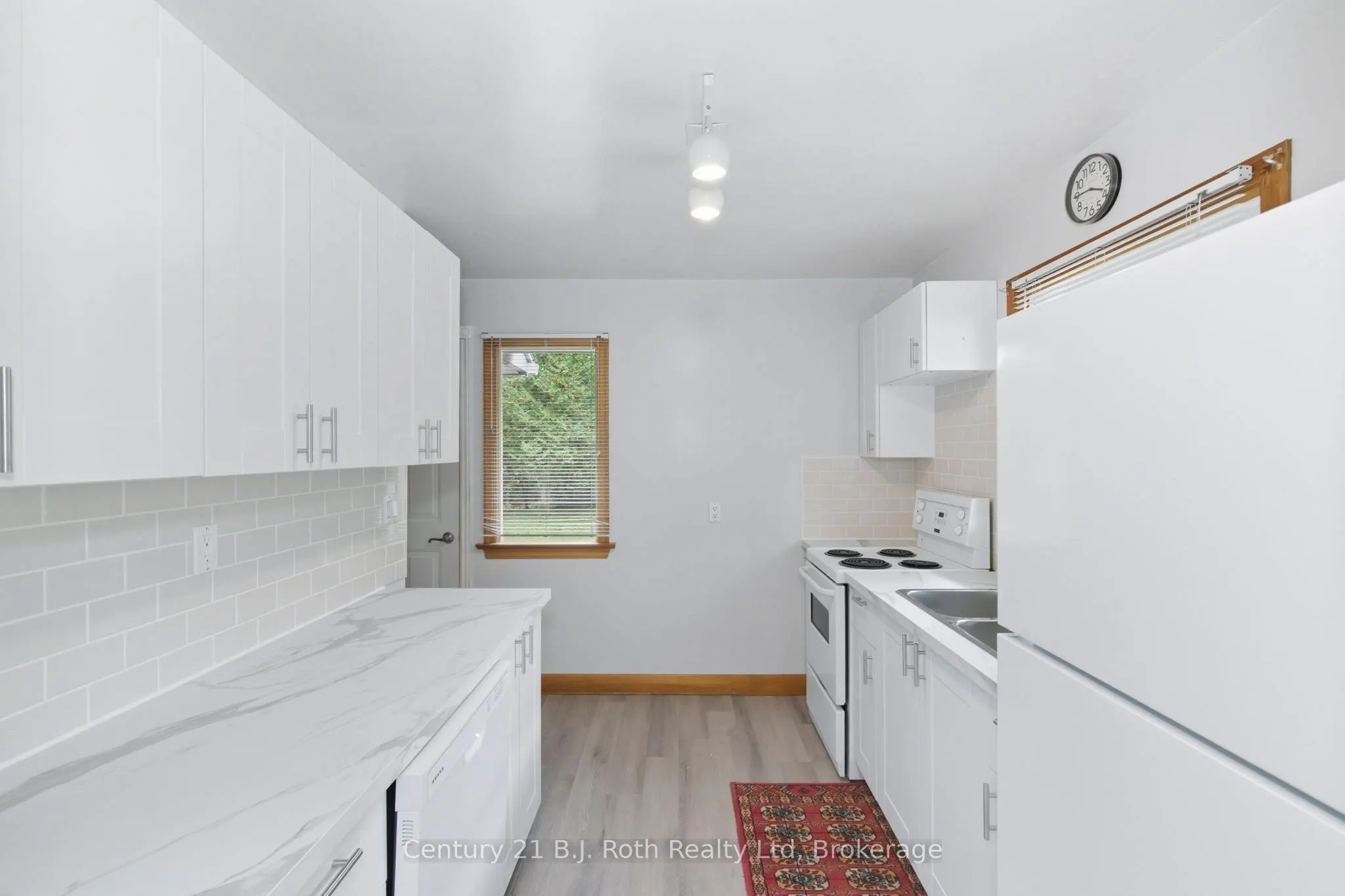639 Yonge Street