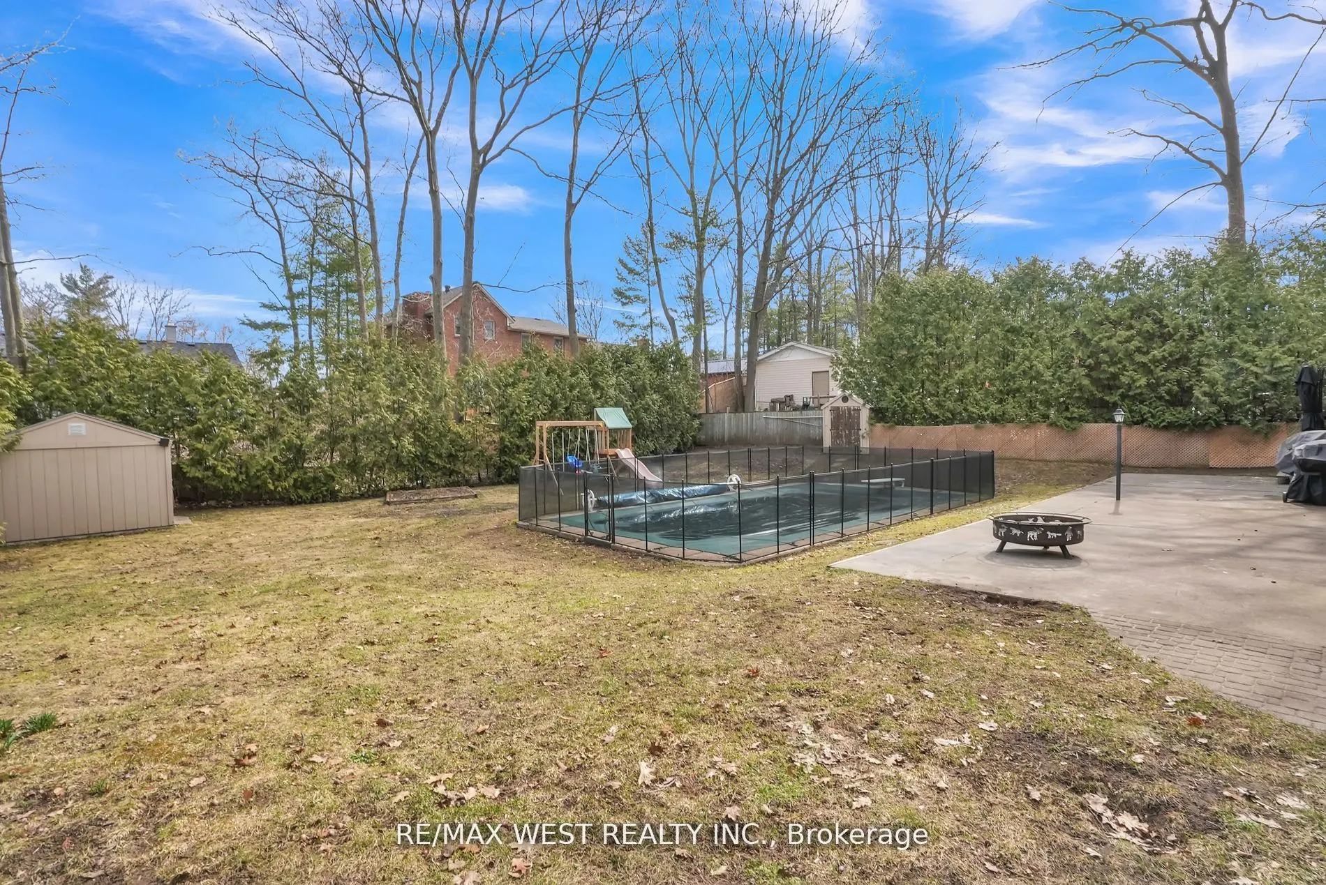 279 Sunnidale Road