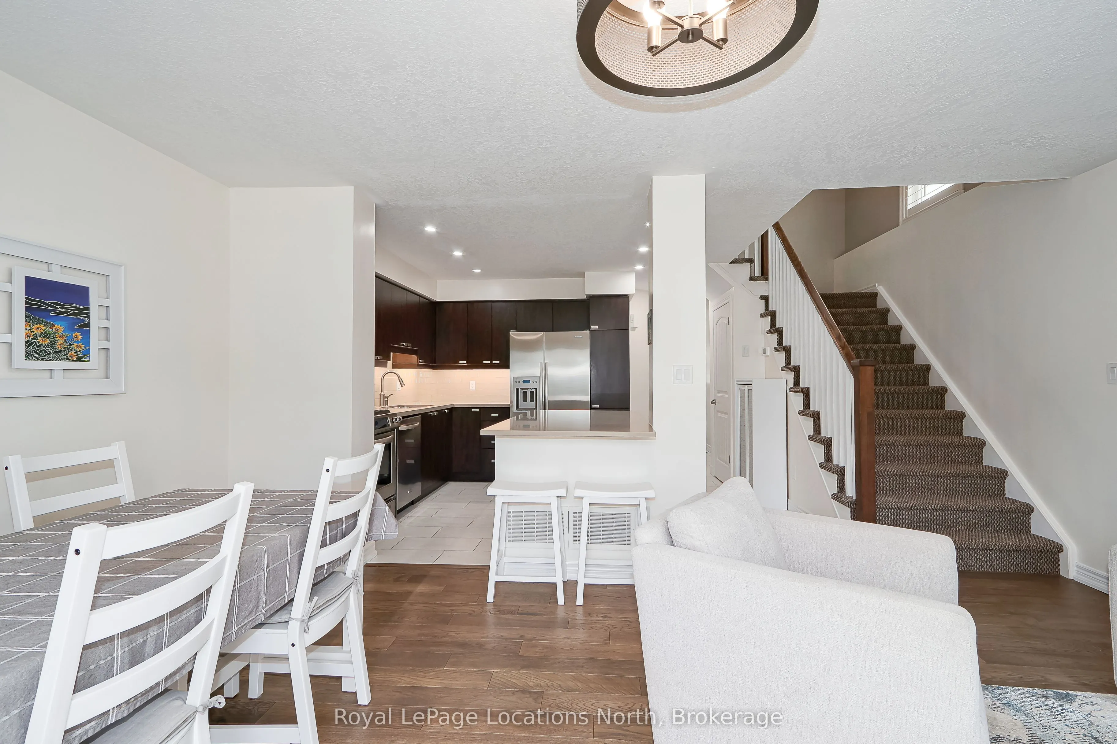 35 Silver Glen Boulevard, #7