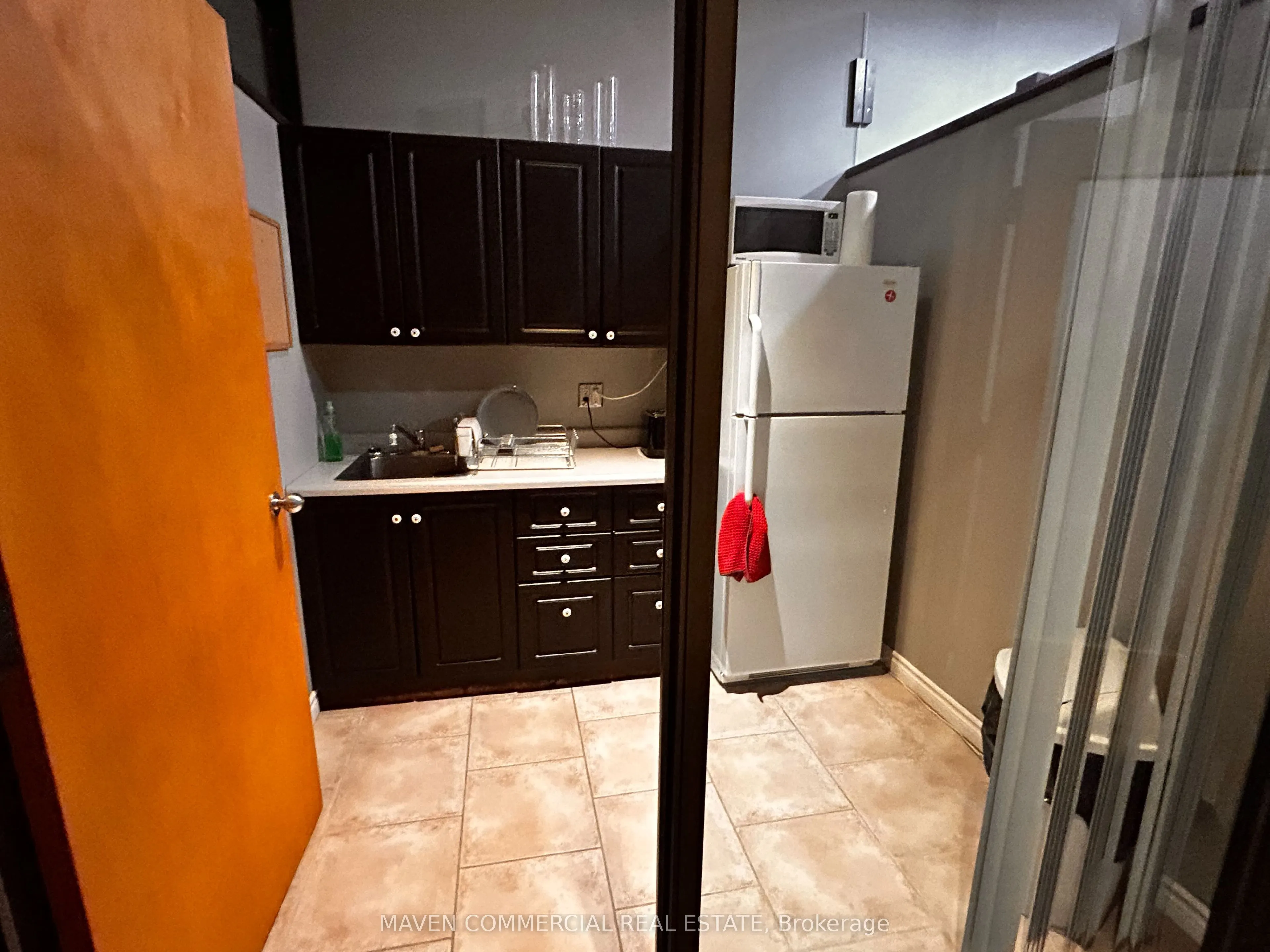 49 Essa Road, #1