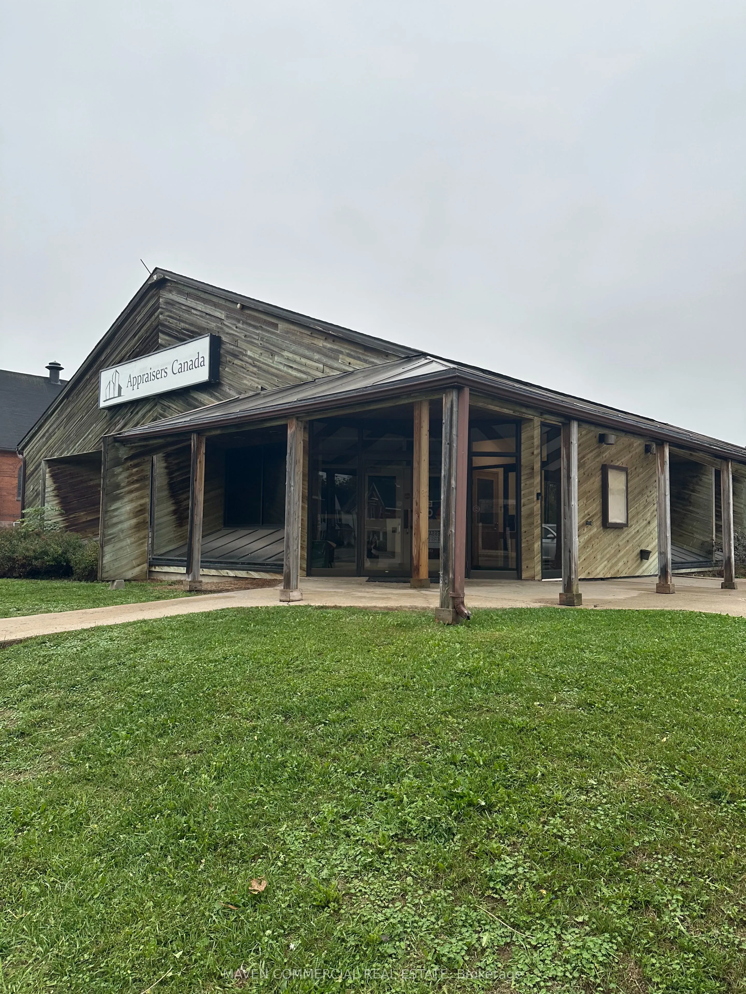 49 Essa Road, #1