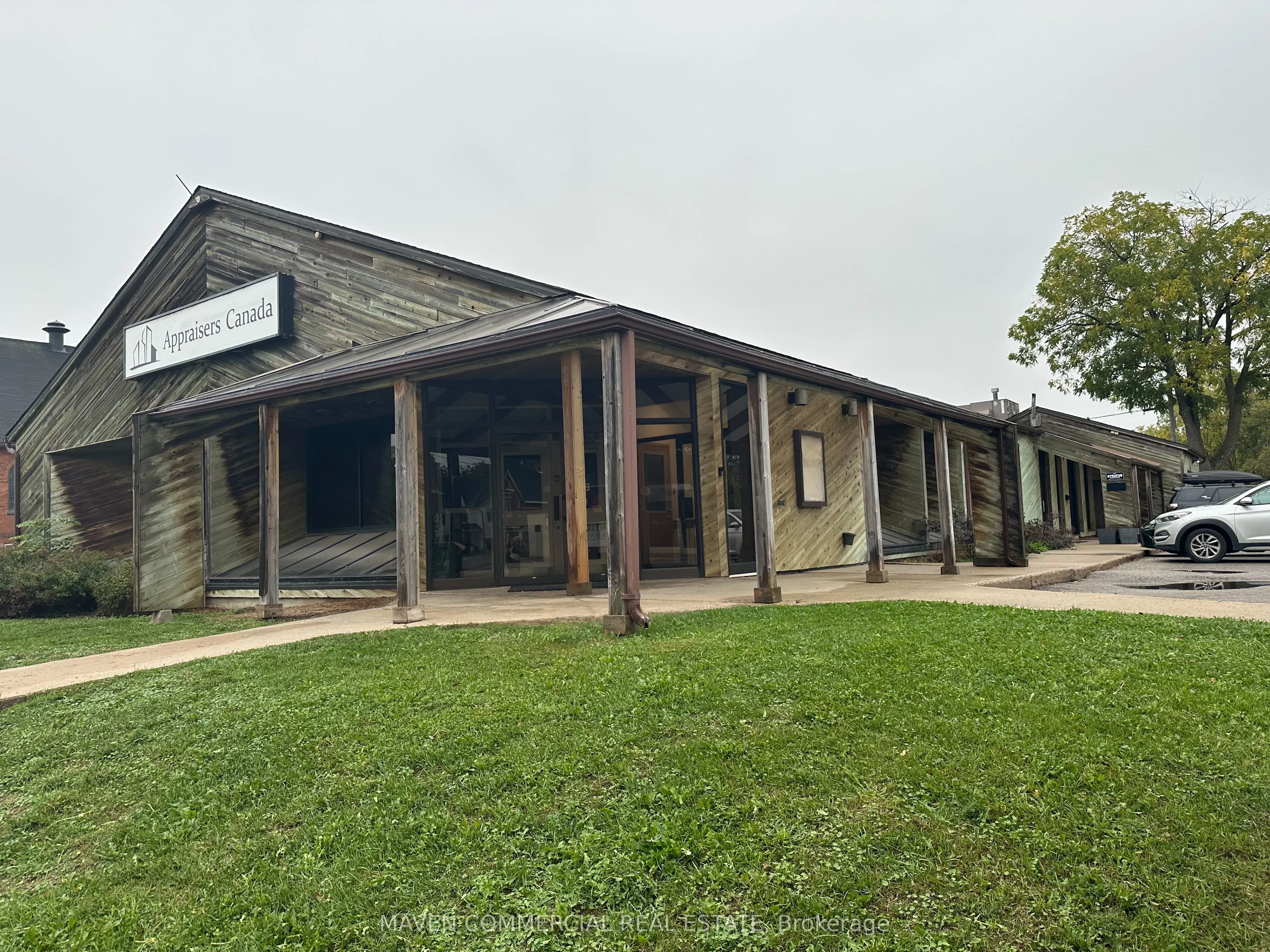 49 Essa Road, #1