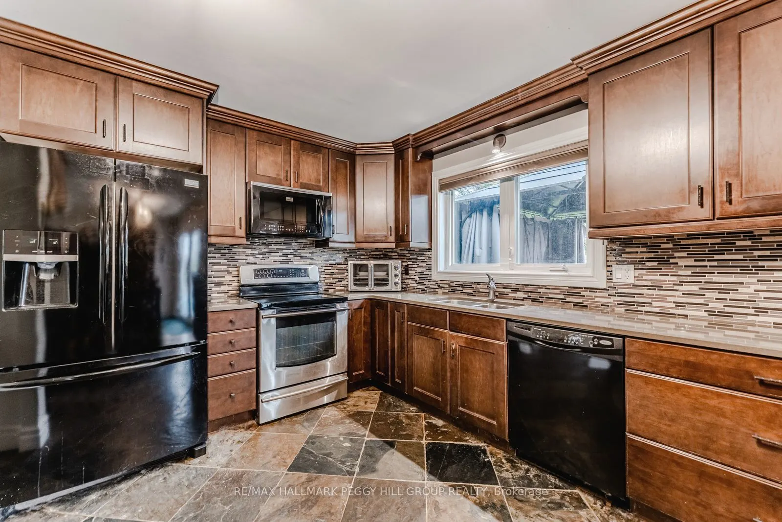 7 Sandlewood Trail