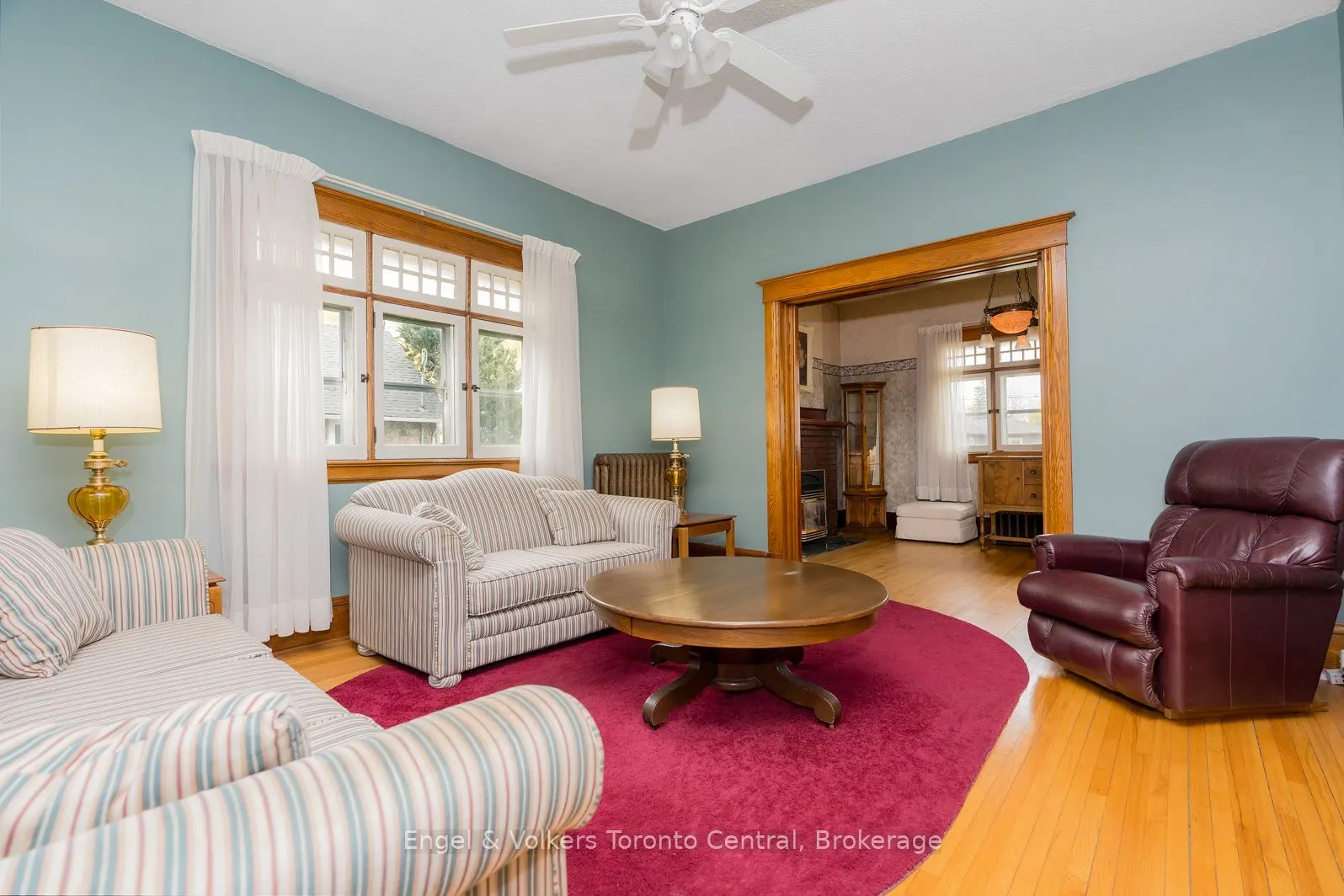 299 Napier Street