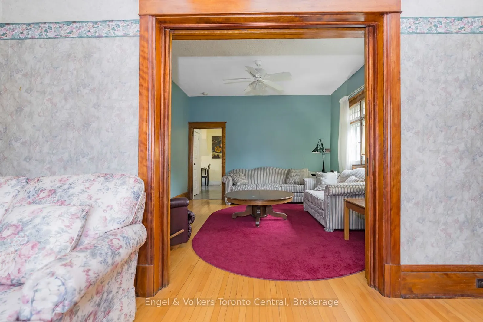 299 Napier Street