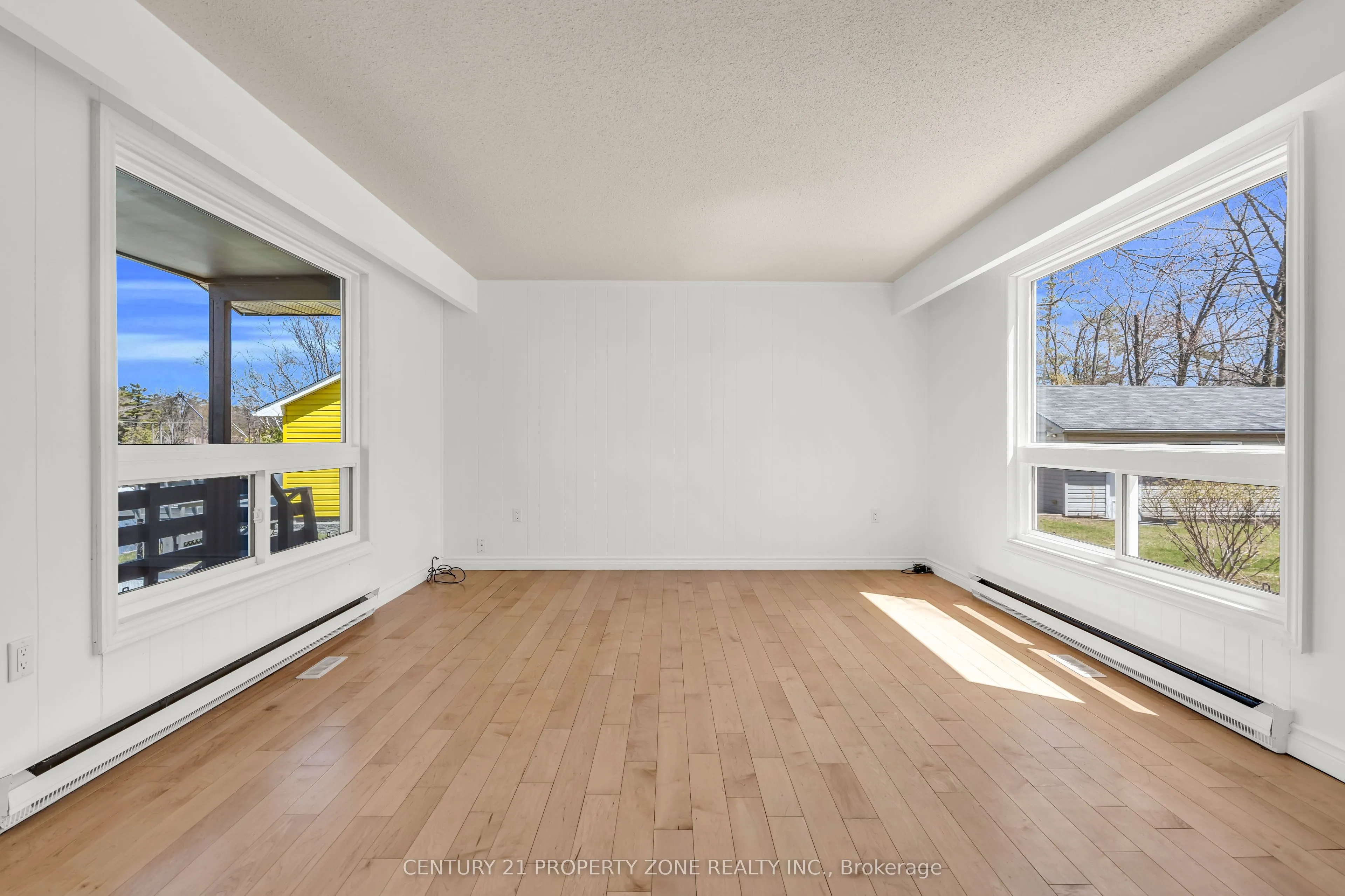 1312 River Road W