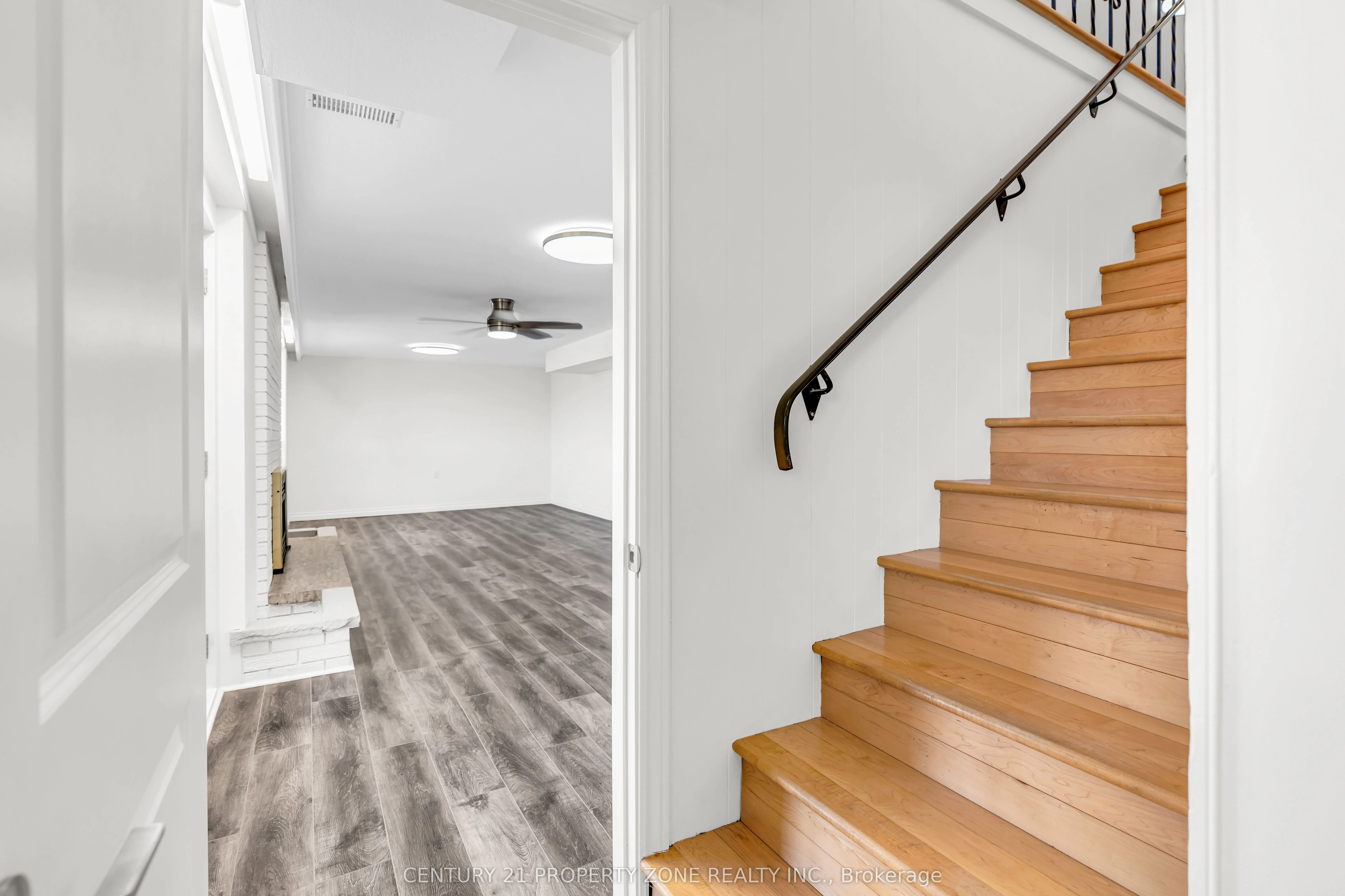 1312 River Road W