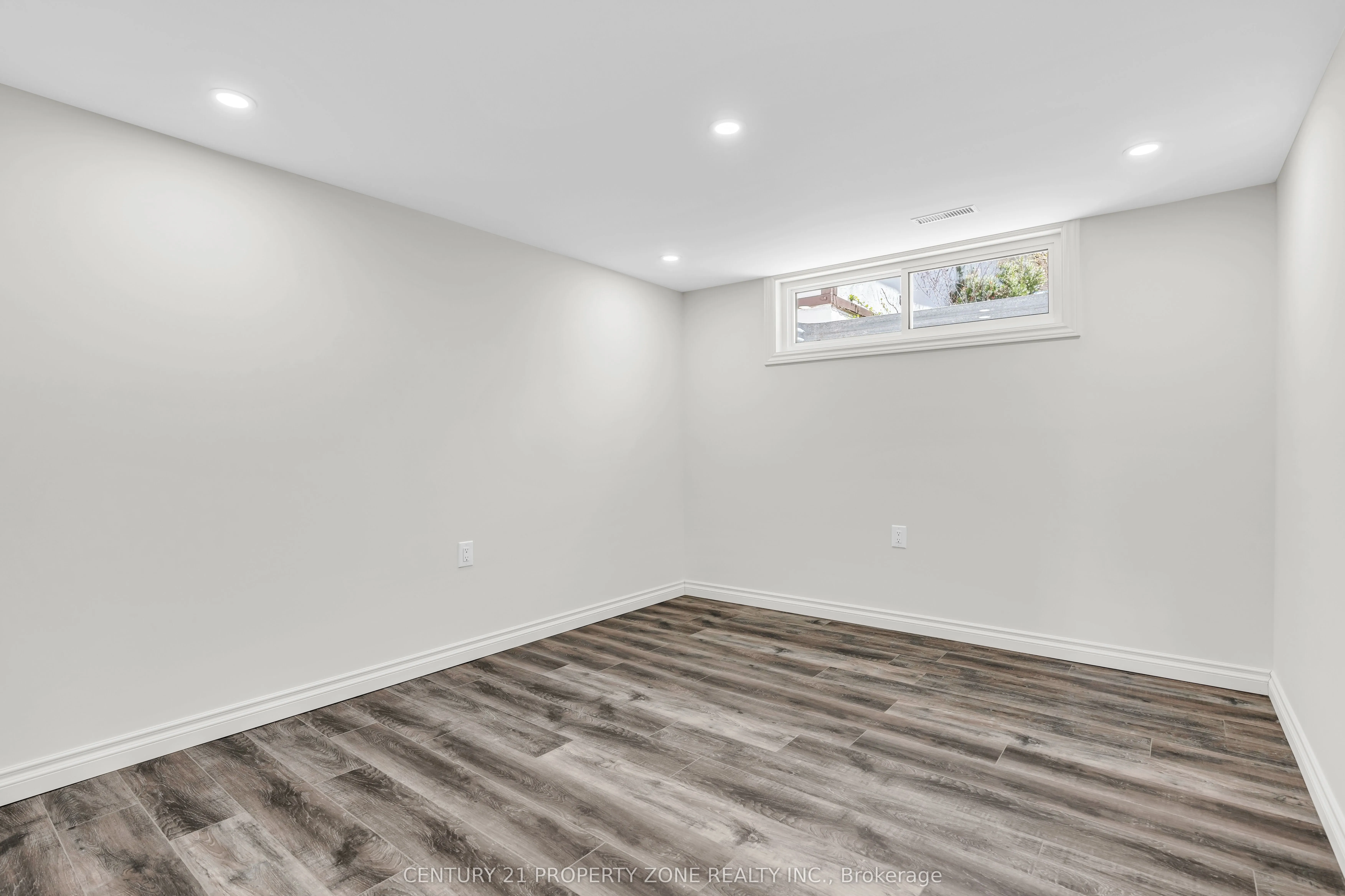 1312 River Road W