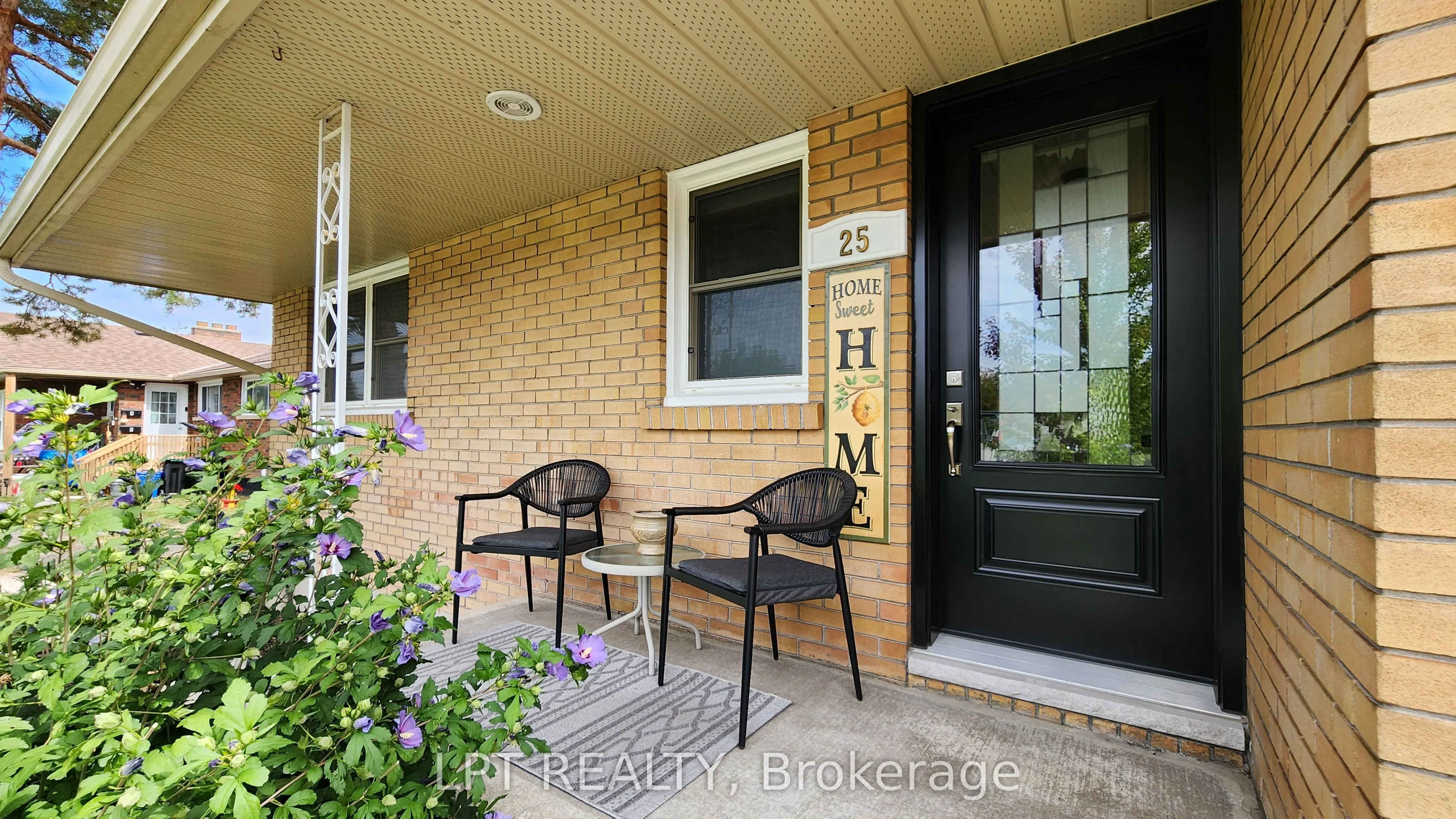 25 Davidson Street