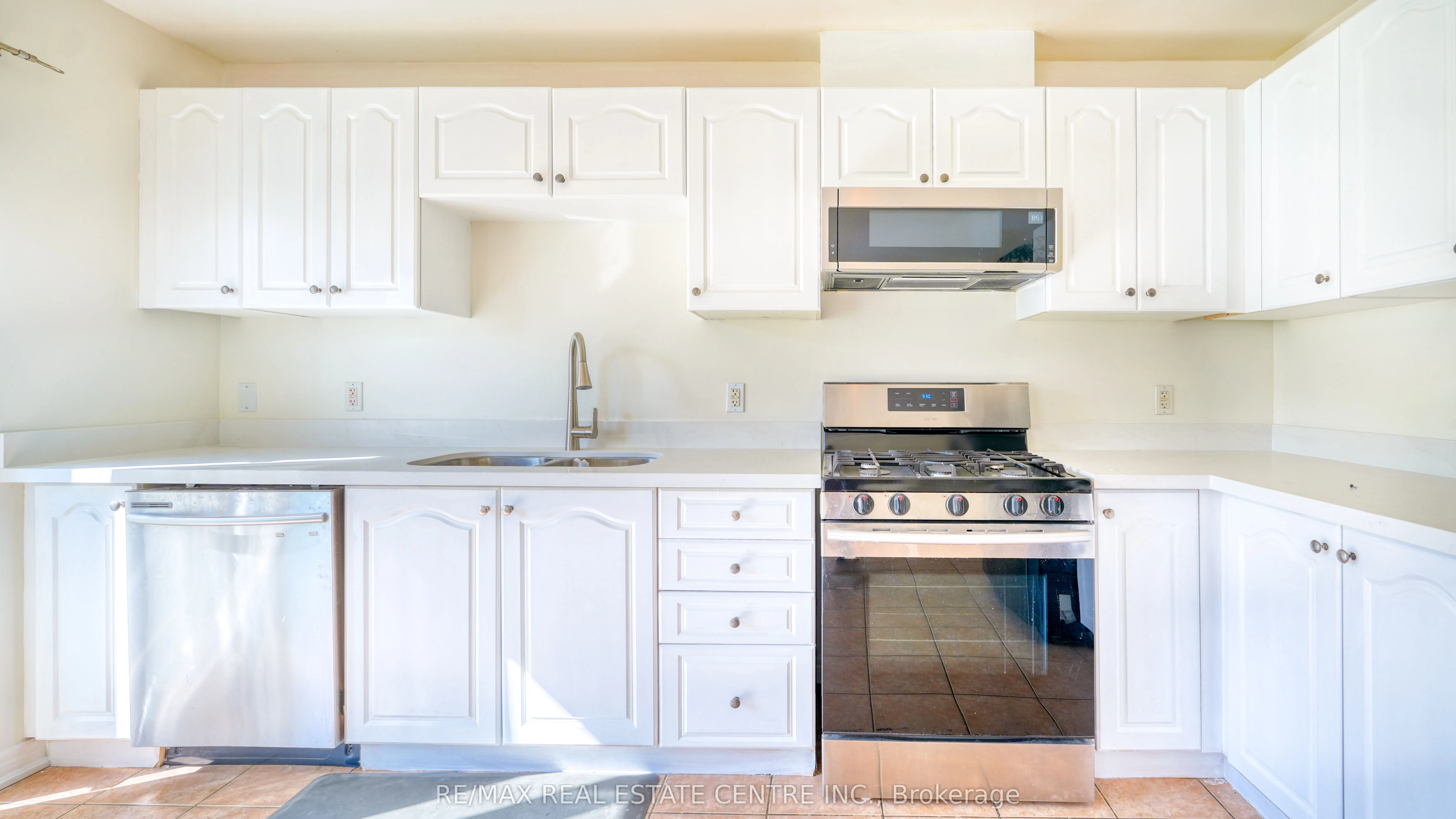 800 West Ridge Boulevard, #108