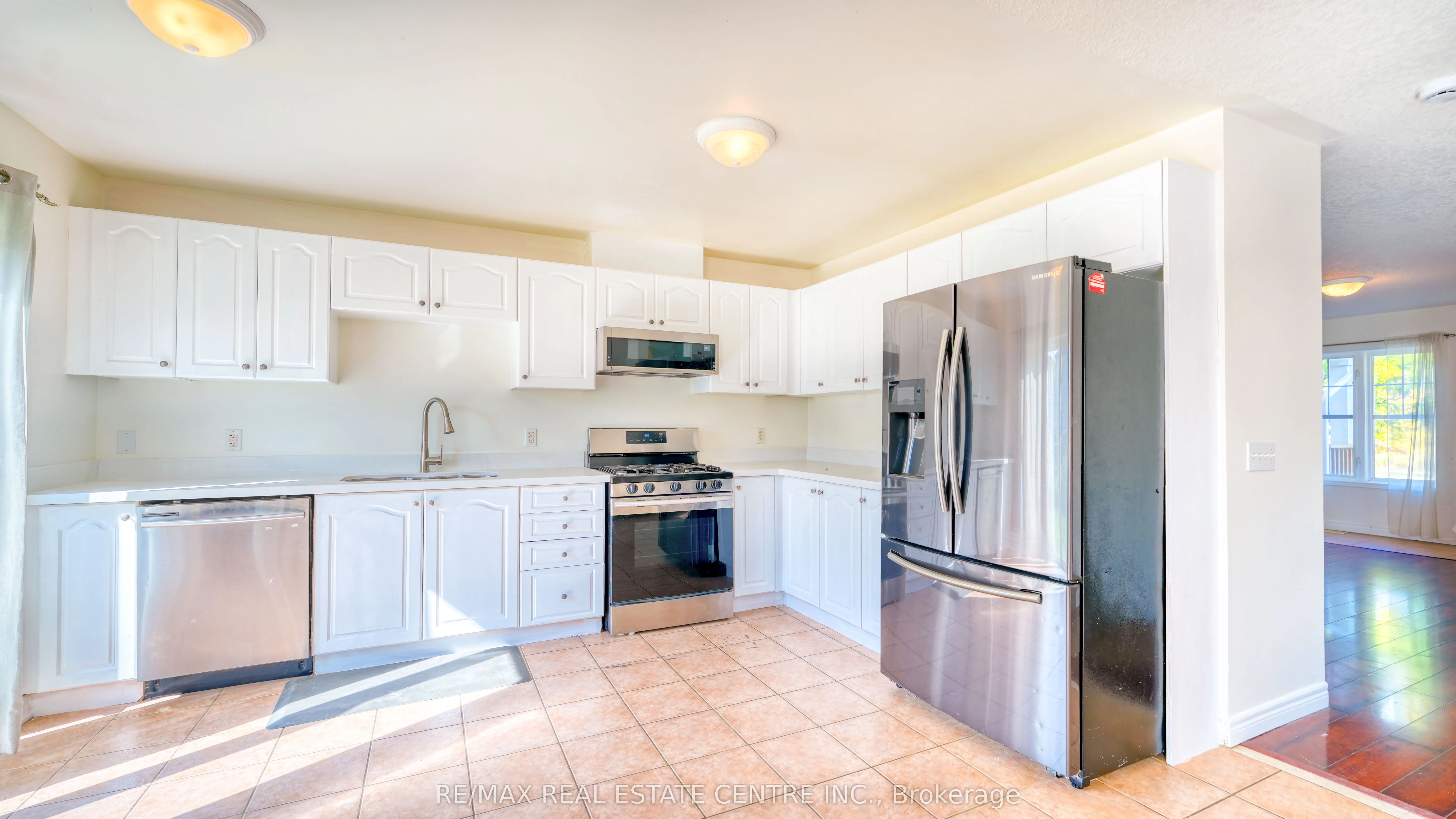 800 West Ridge Boulevard, #108