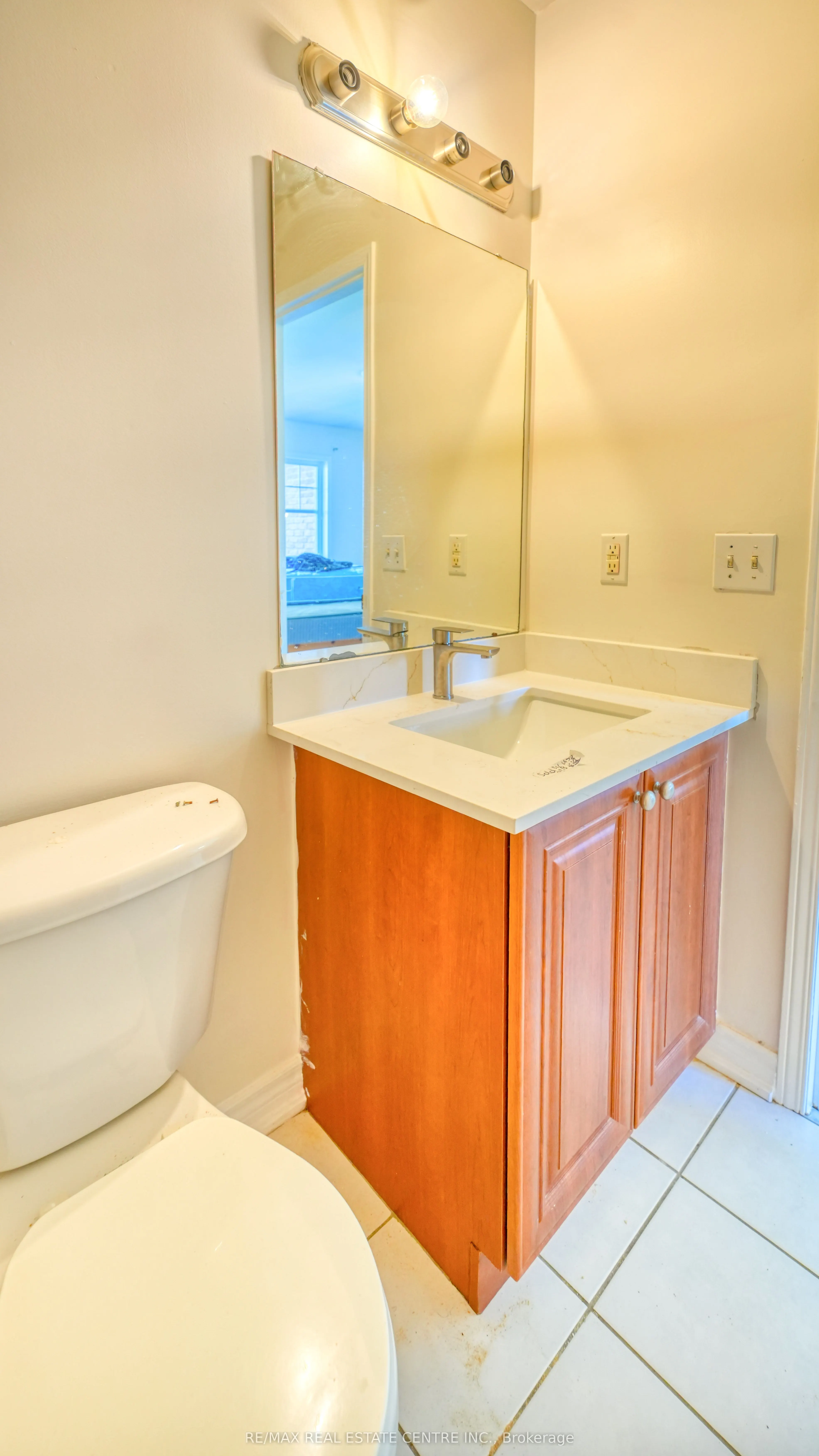 800 West Ridge Boulevard, #108