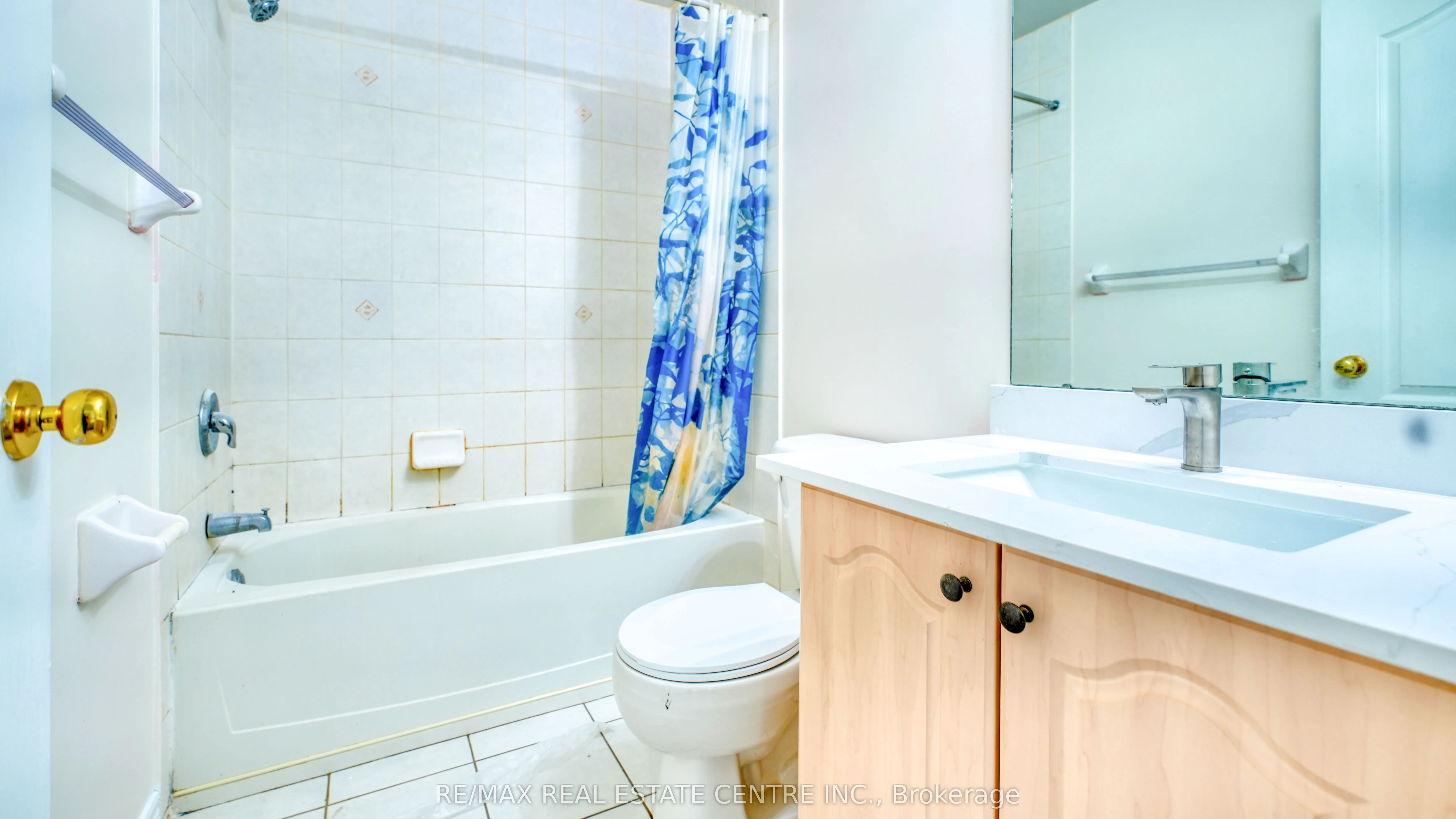 800 West Ridge Boulevard, #108