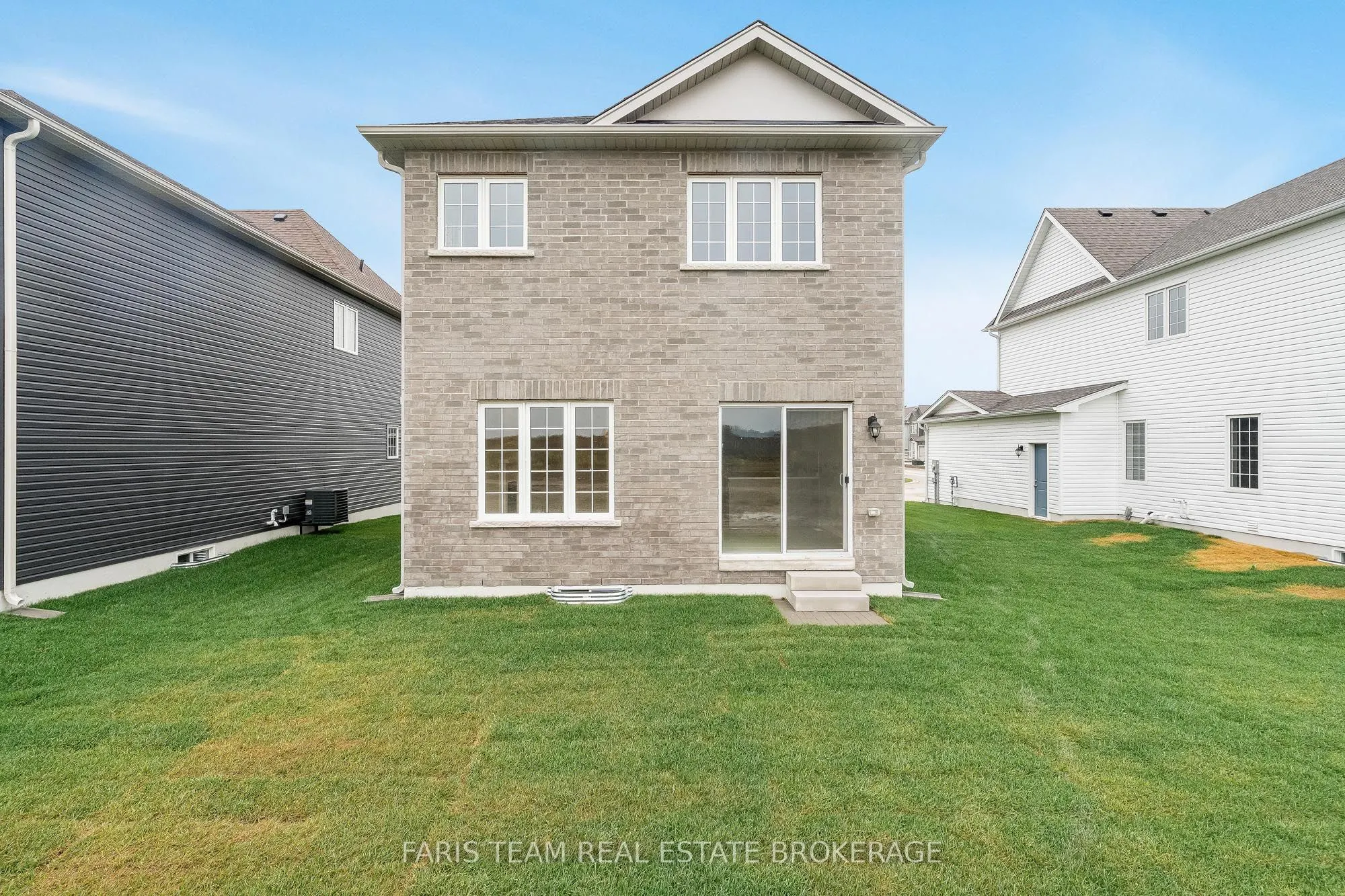 276 Springfield Crescent
