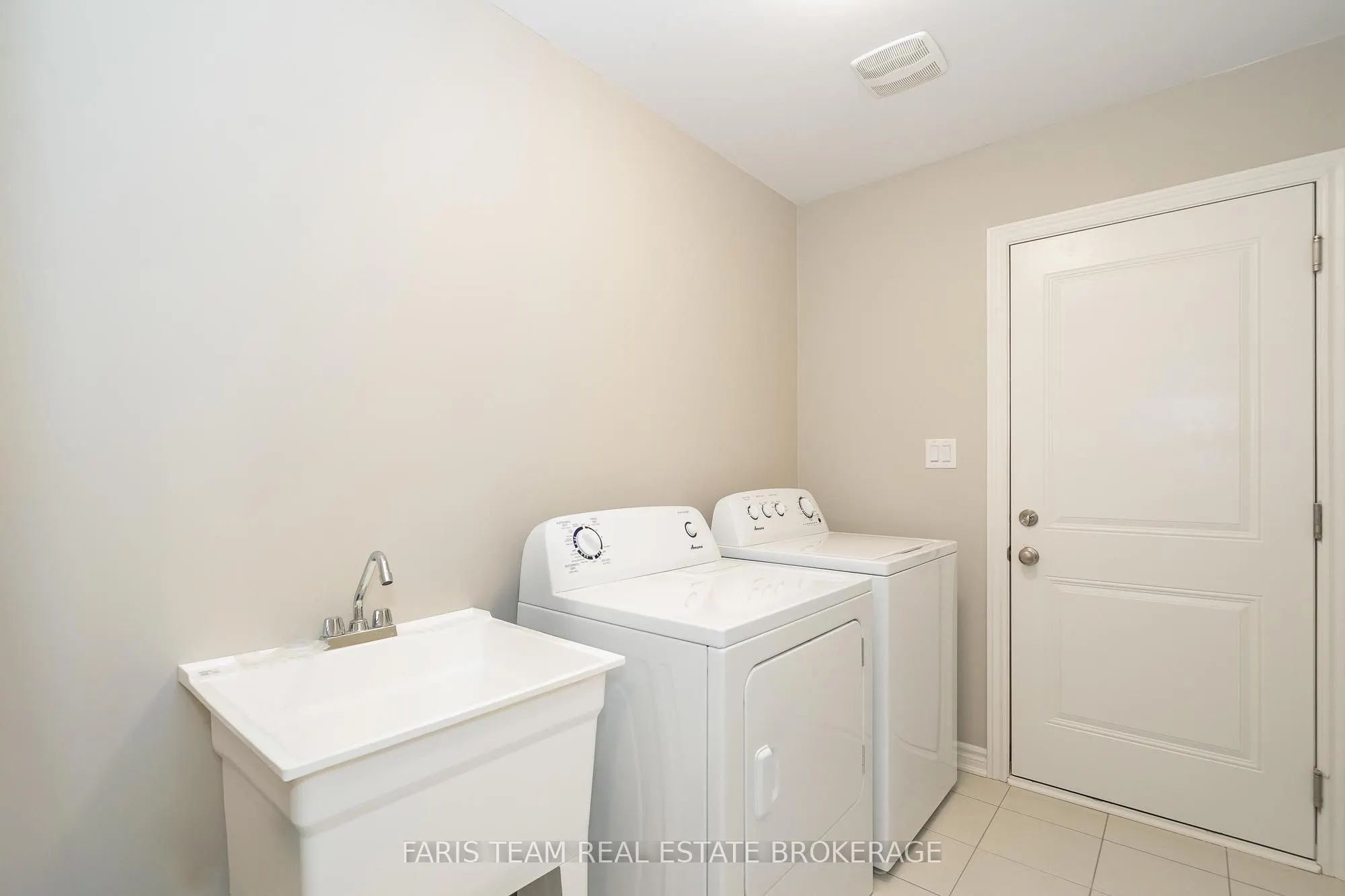 276 Springfield Crescent