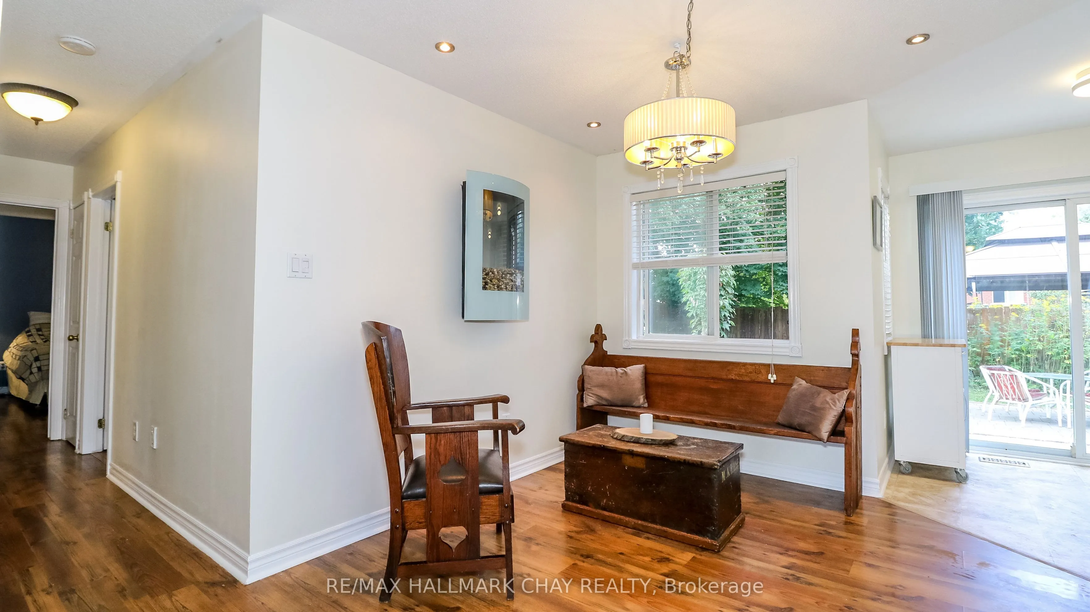 5 Burton Crescent