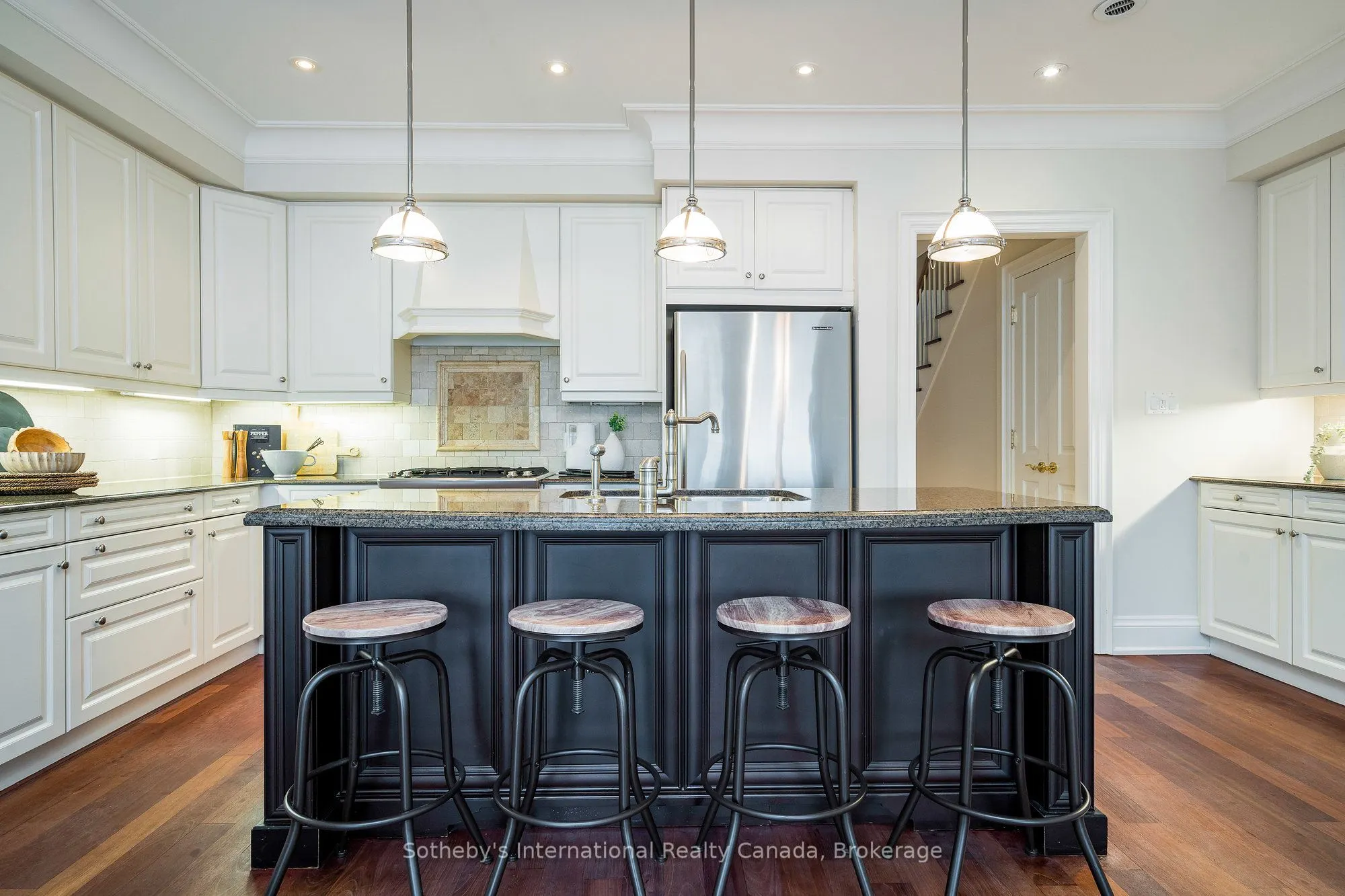 40 Trott Boulevard, #504