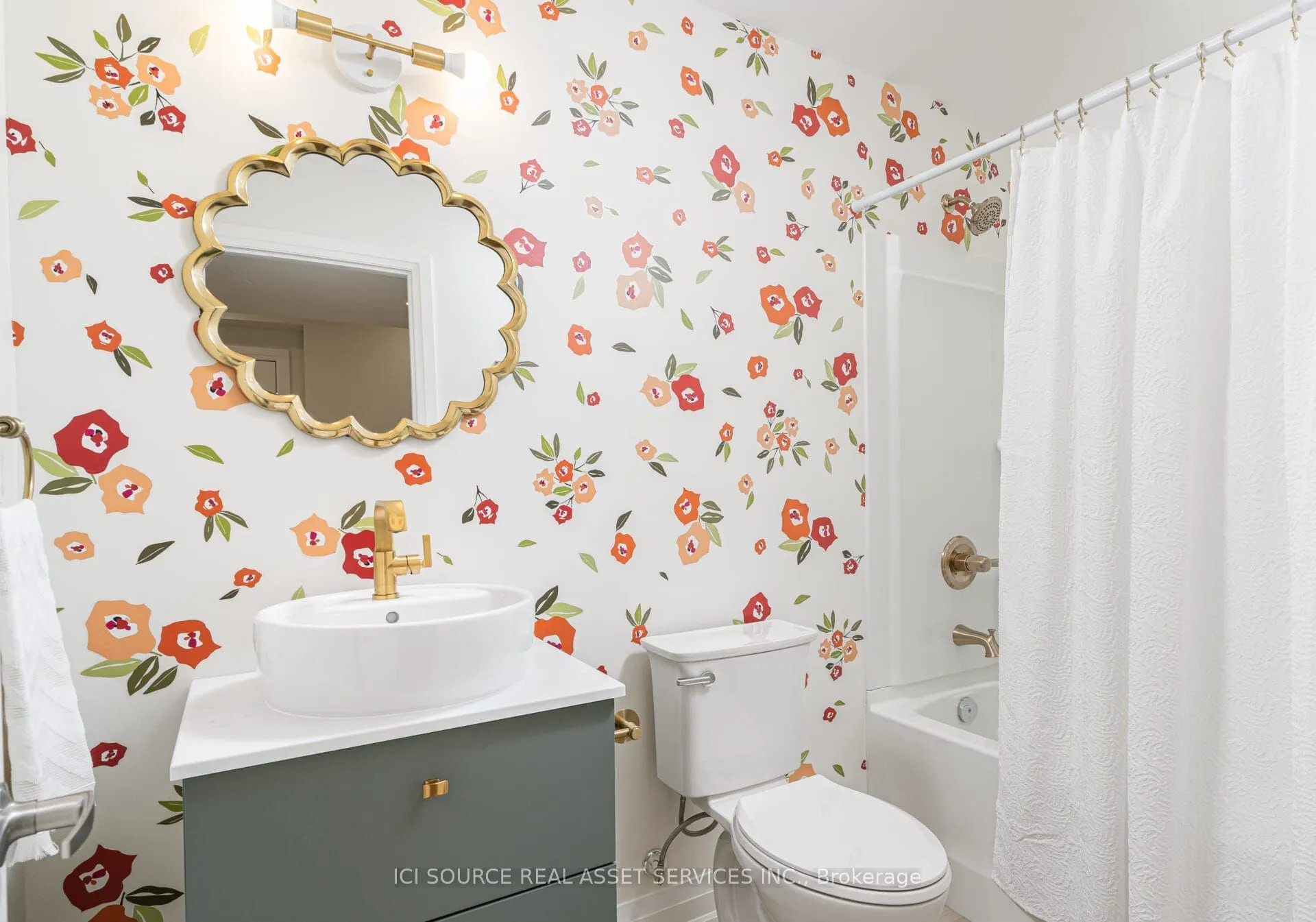 18 Louise Lane, #Lower