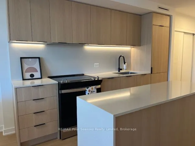 31 Huron Street, #419