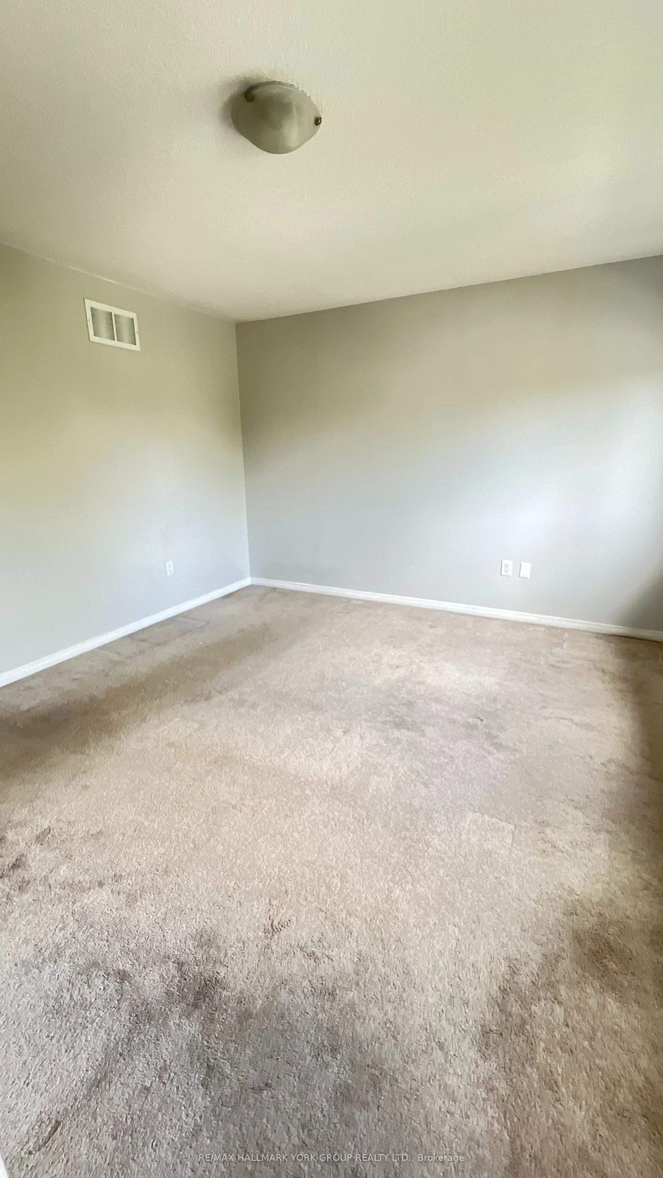 75 Prince William Way, #9