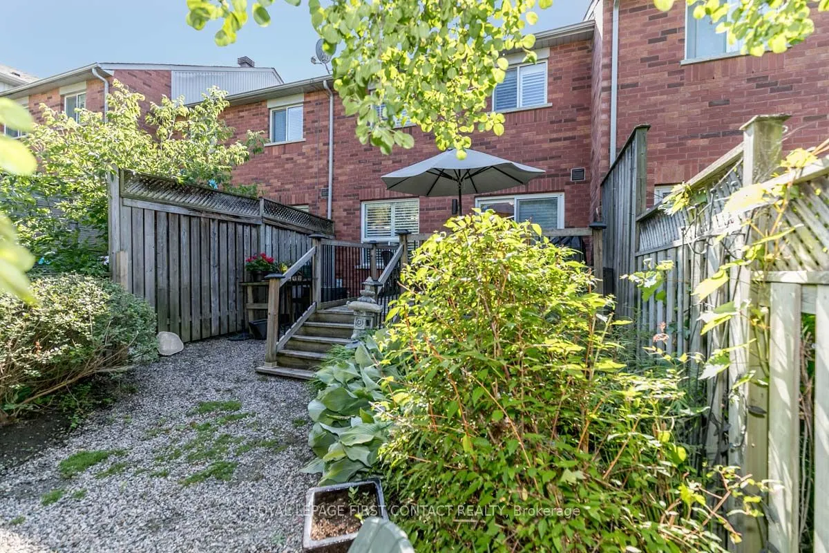 5 KELLY Place