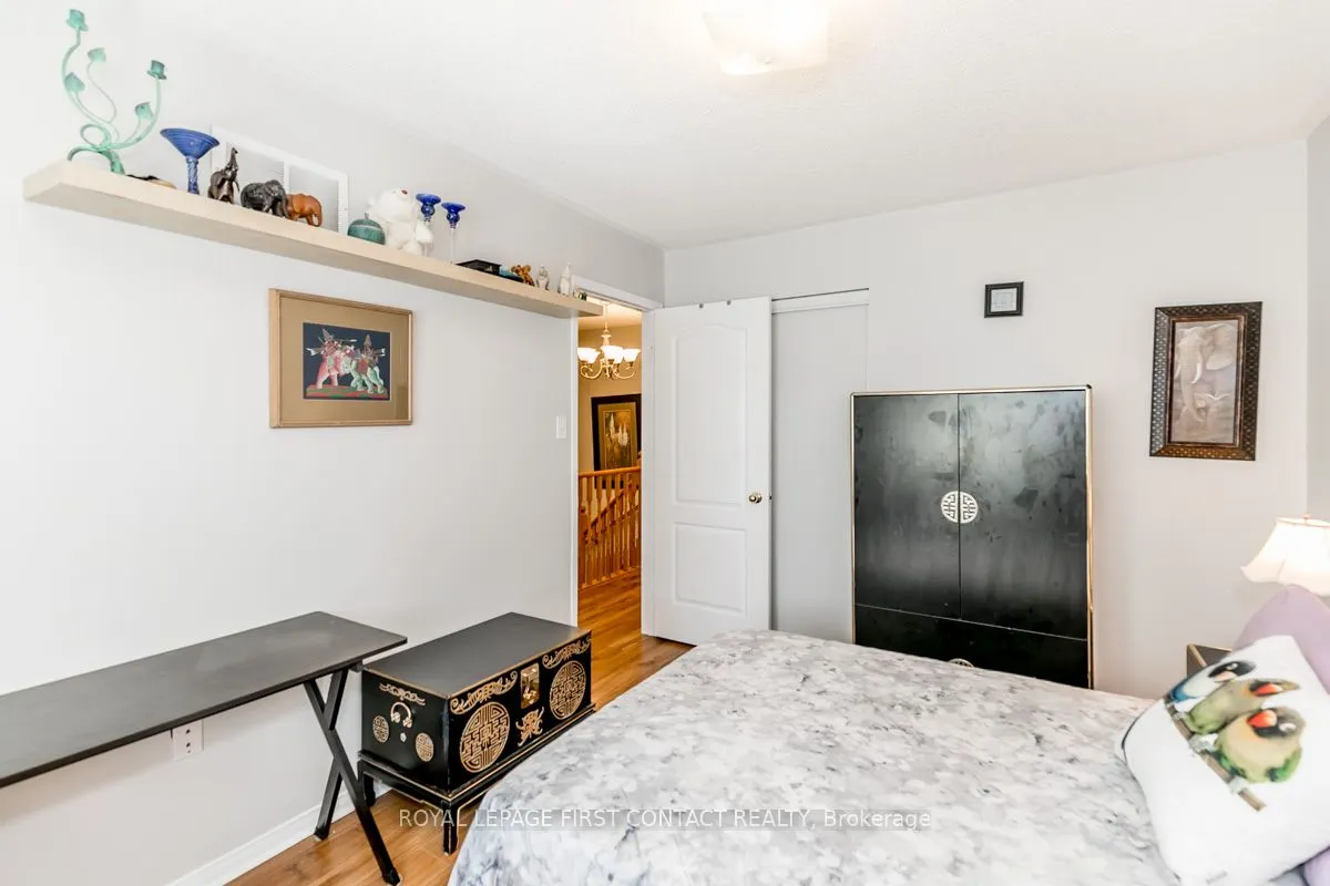 5 KELLY Place