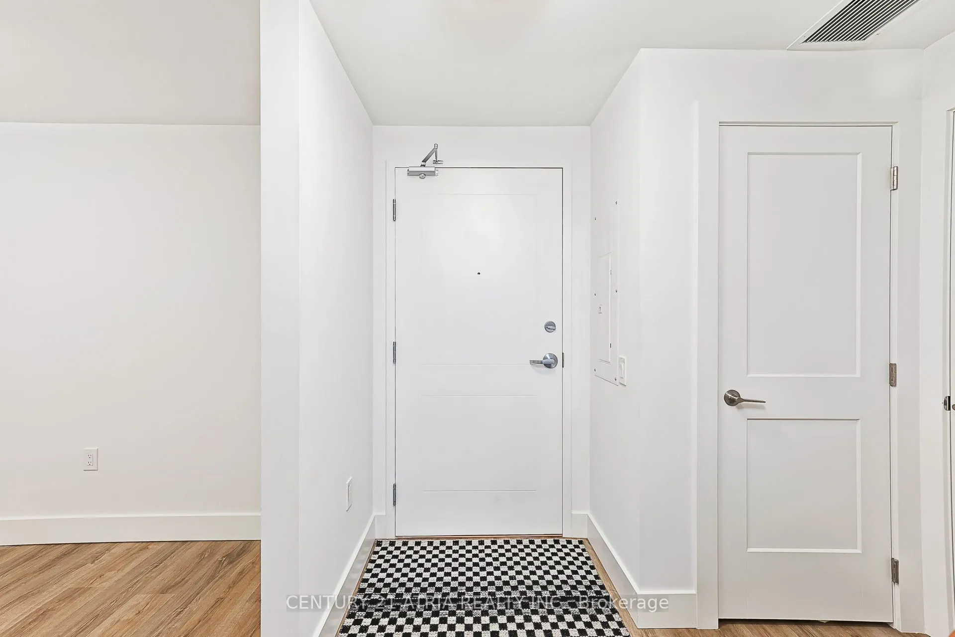 4 Kimberly Lane, #124