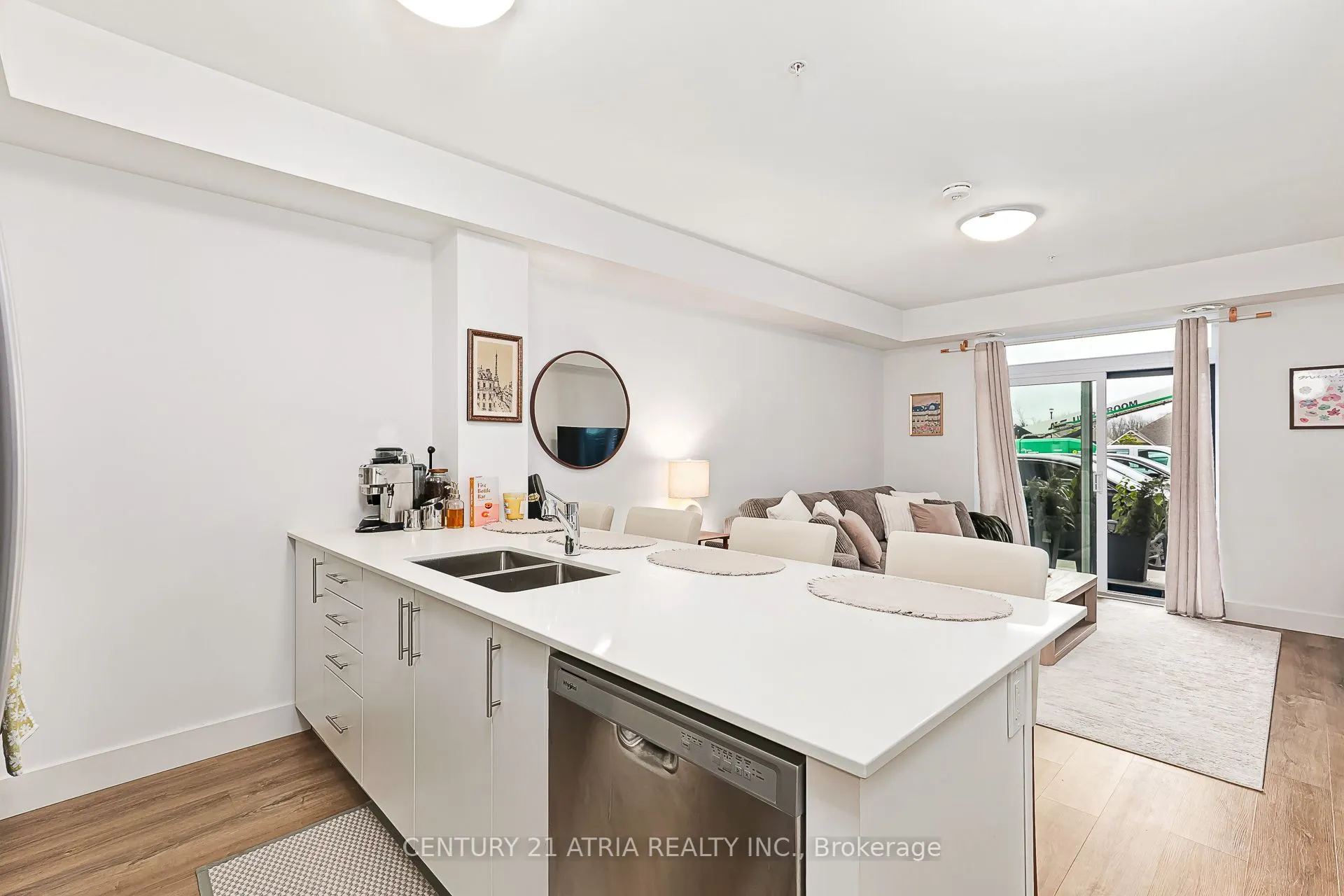 4 Kimberly Lane, #124