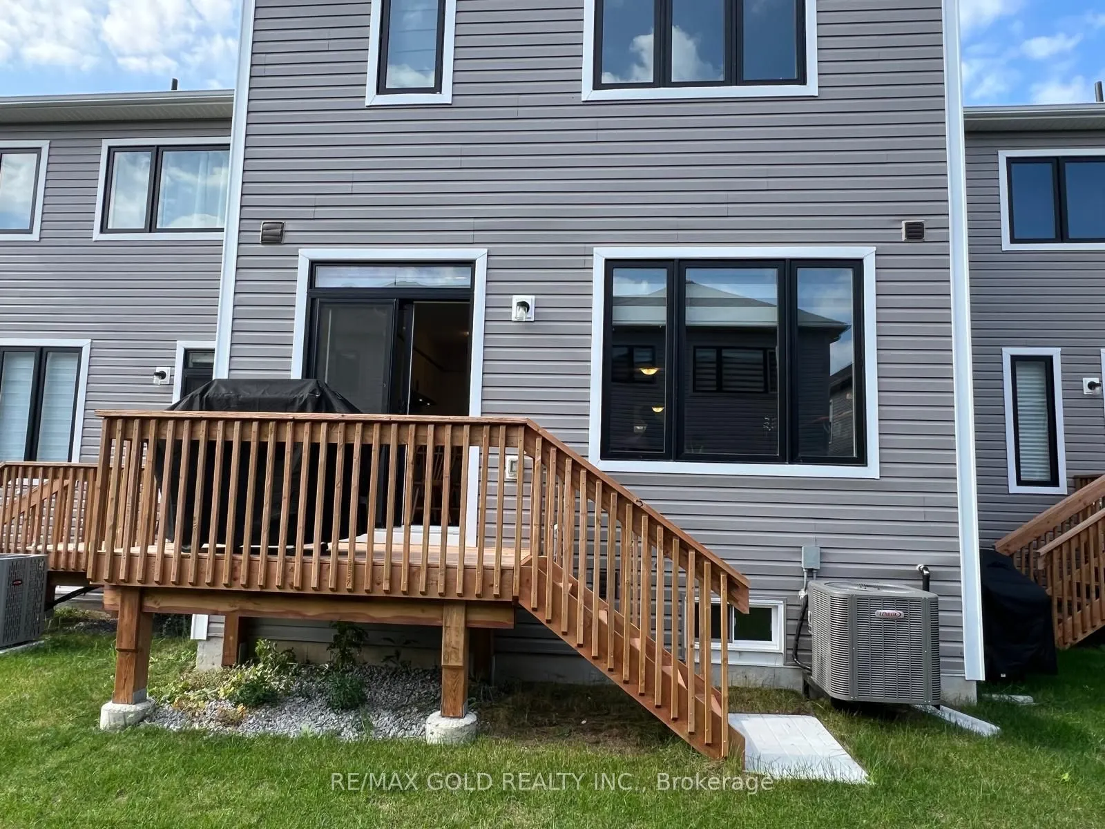 26 Durham Avenue
