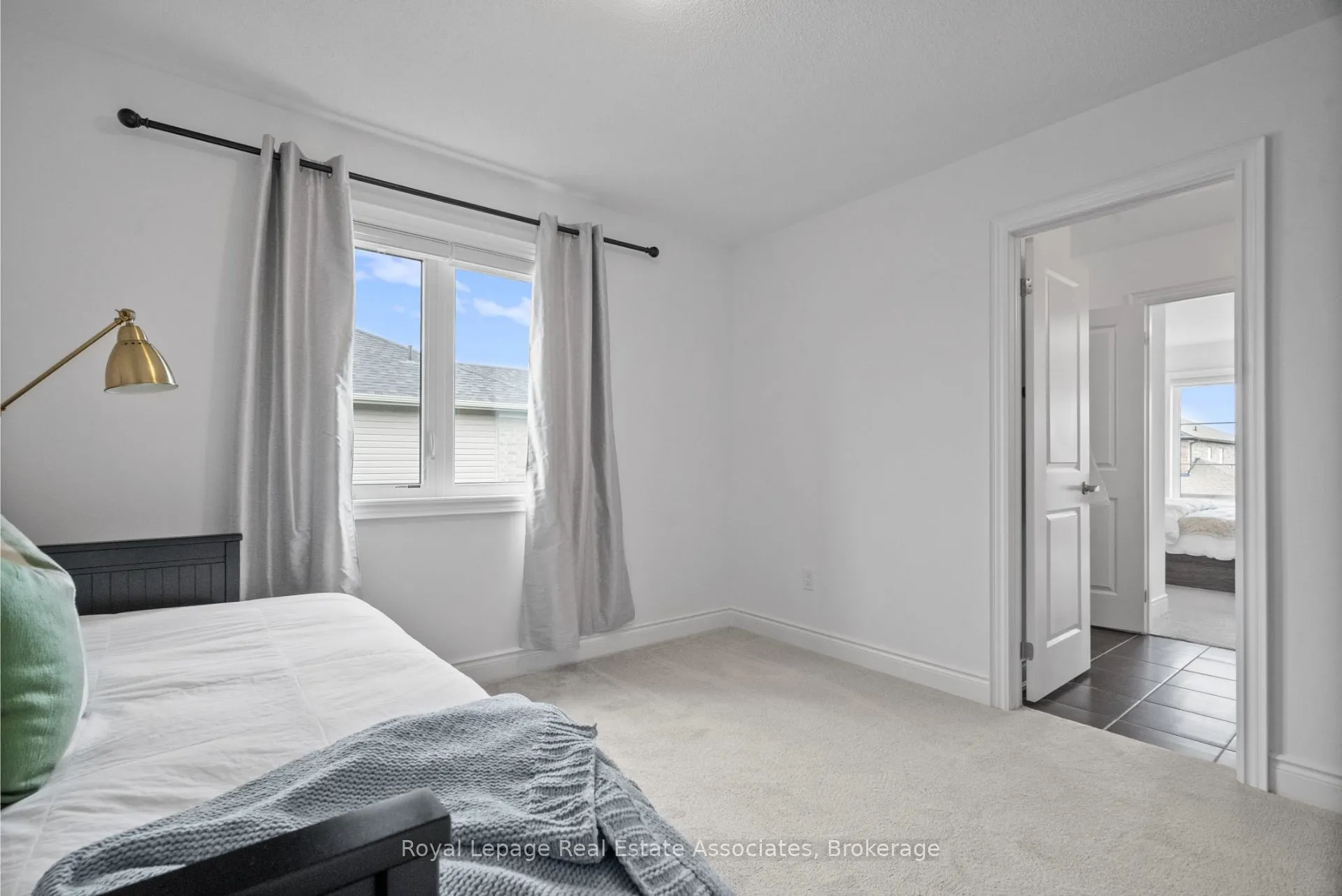12 Emerald Street