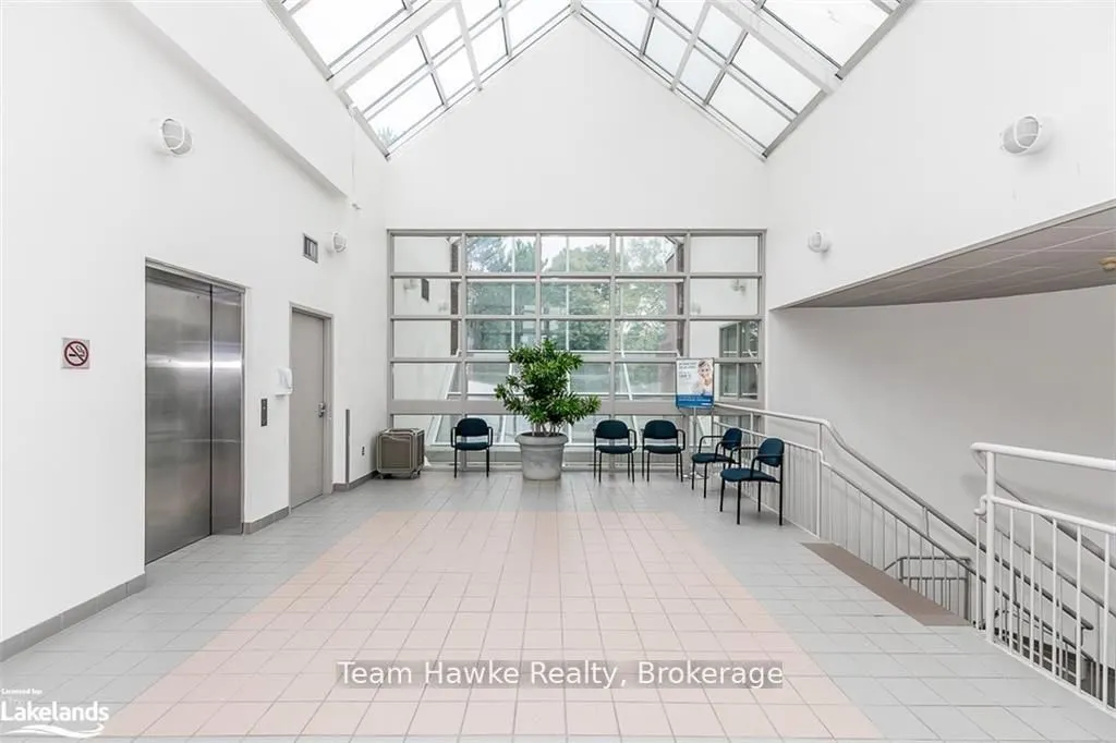240 PENETANGUISHENE Road, #103A