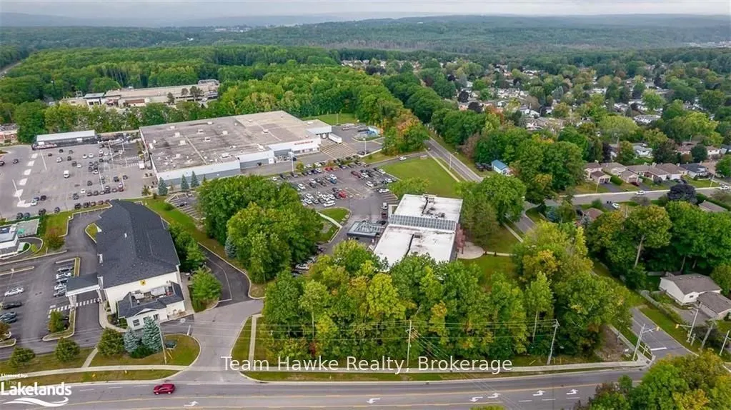 240 PENETANGUISHENE Road, #103A