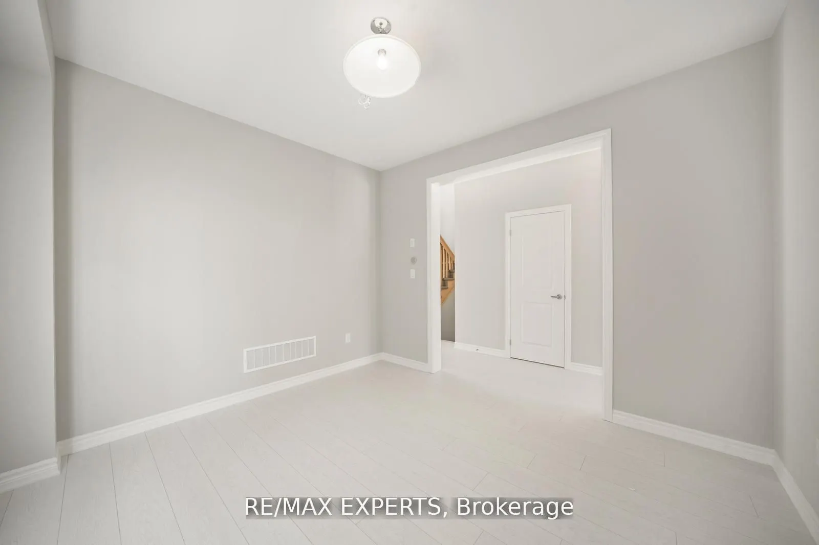 216 Cubitt Street