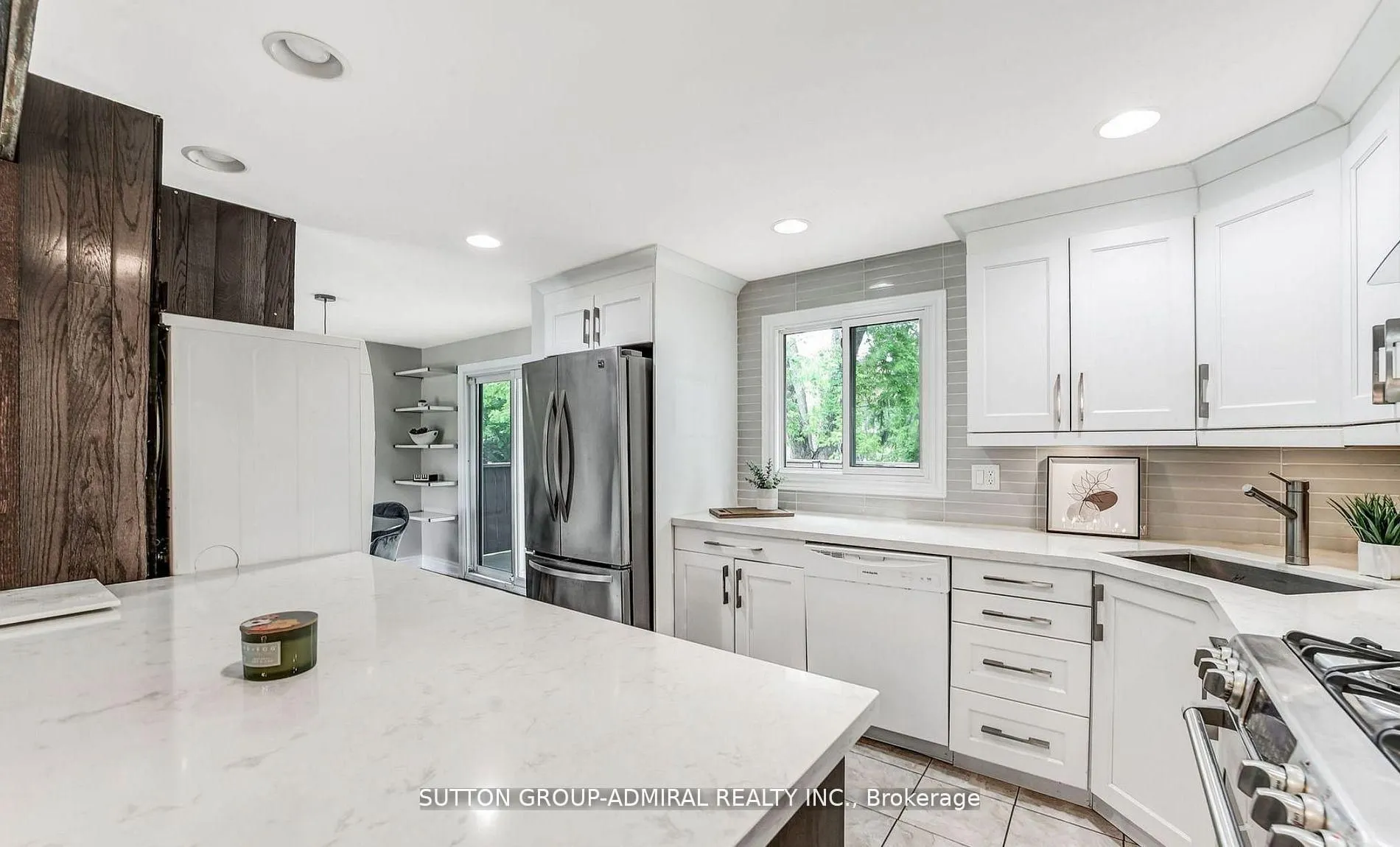 14 Chippawa (Main) Court