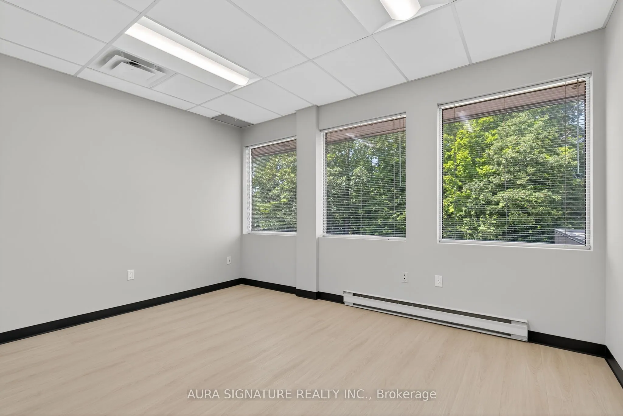 240 Penetanguishene Road, #206