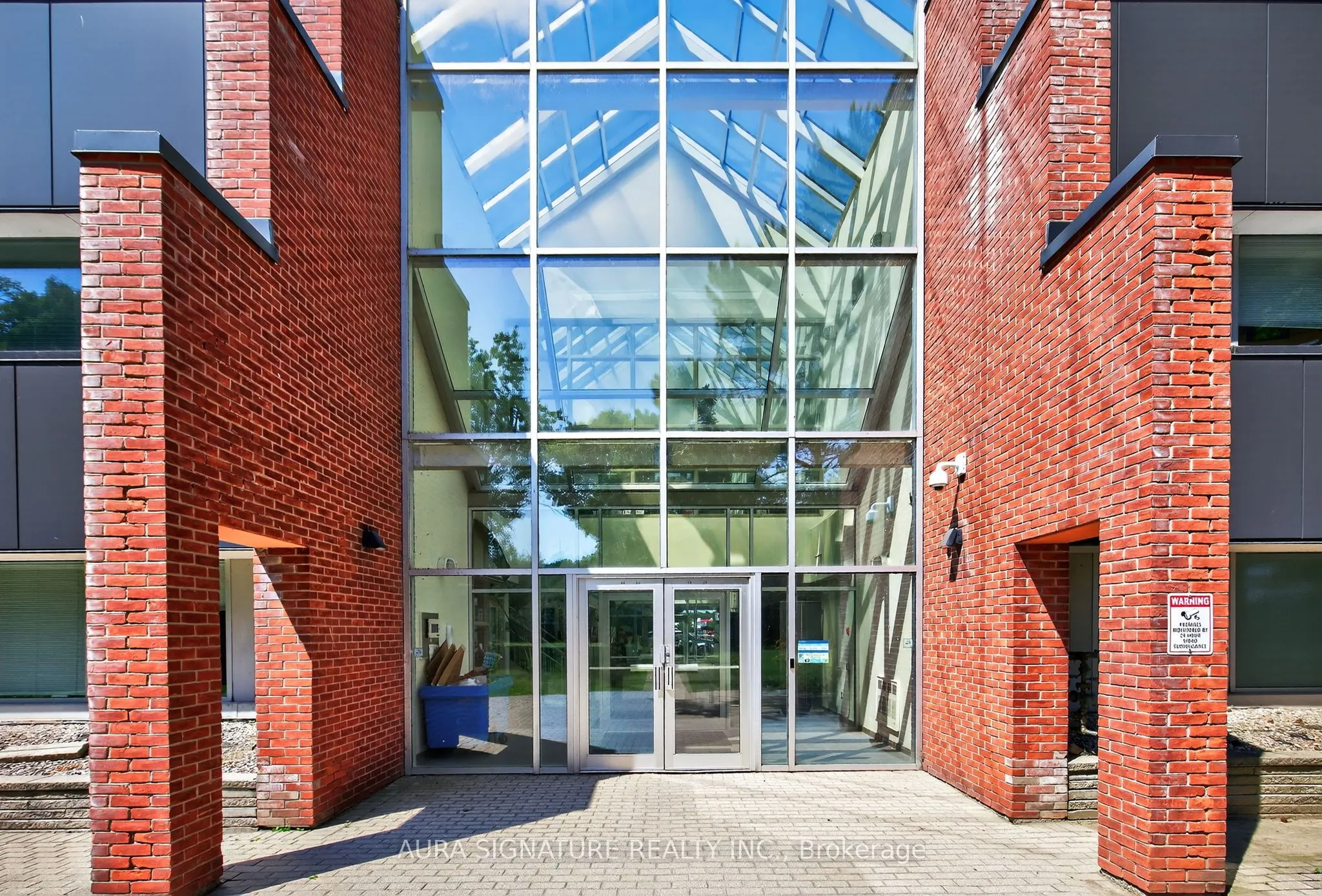 240 Penetanguishene Road, #206